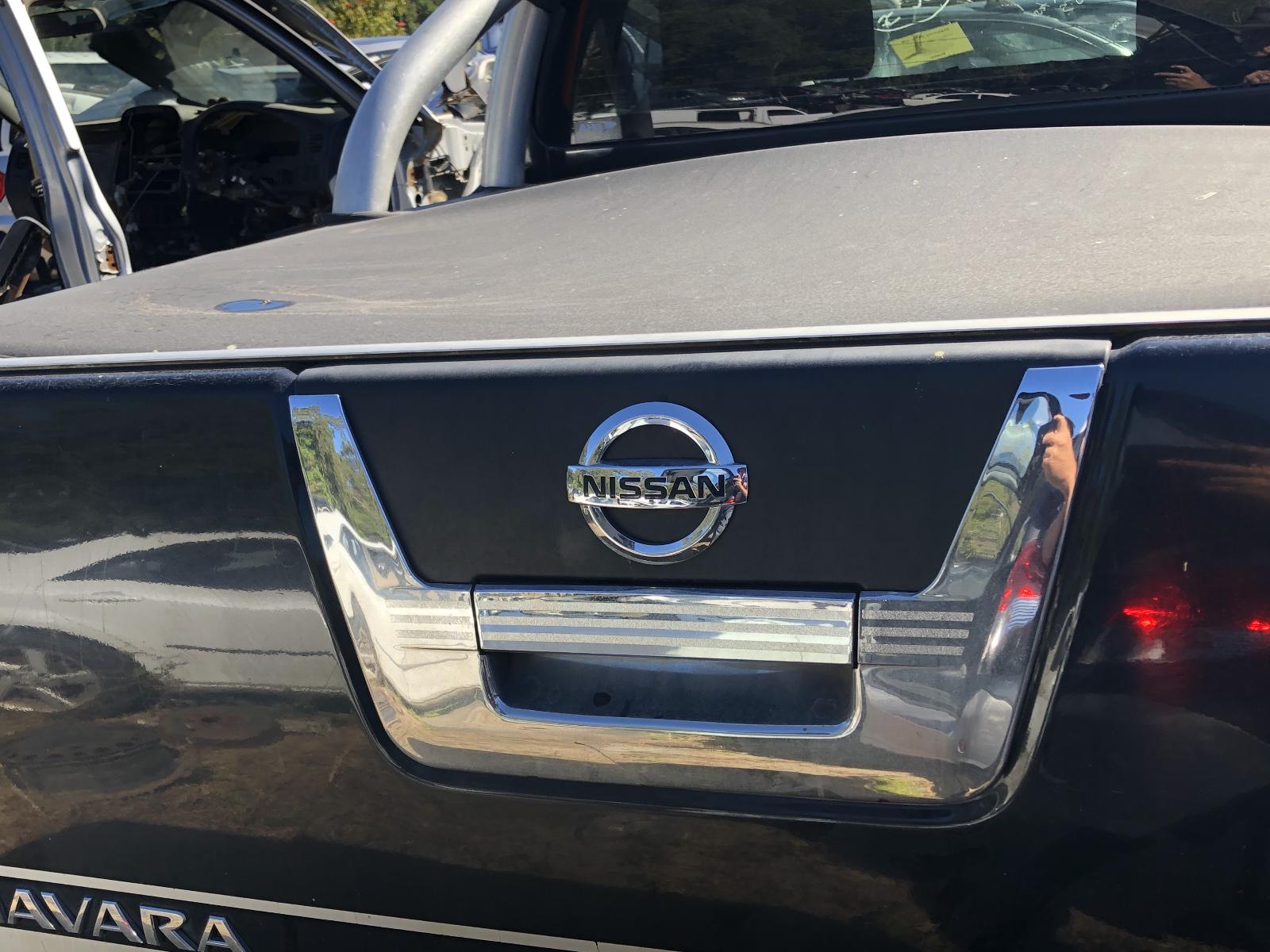 View NISSAN NAVARA 2011 4 Door Utility Breaking