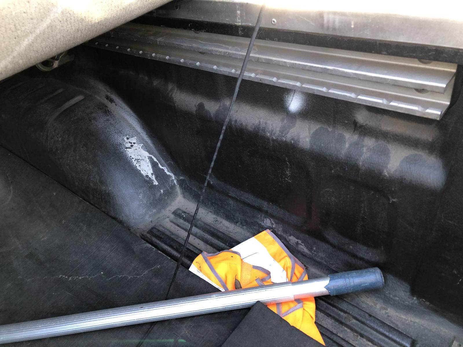 View NISSAN NAVARA 2011 4 Door Utility Breaking