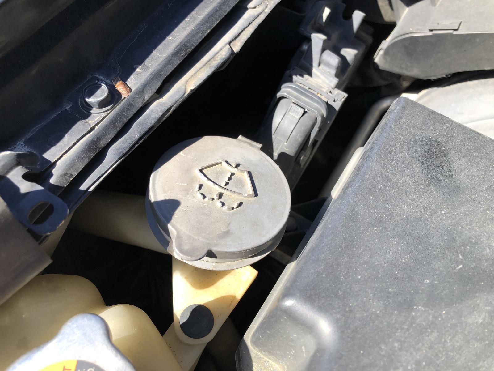 View NISSAN NAVARA 2011 4 Door Utility Breaking