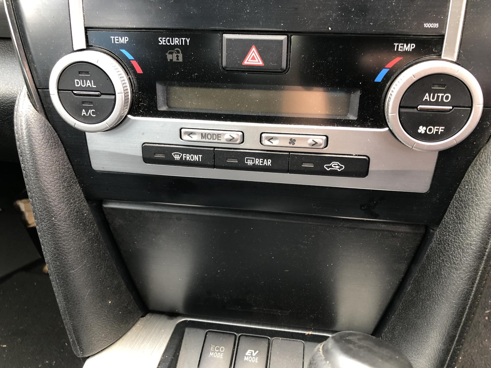 View TOYOTA CAMRY 2013 4 Door Sedan Breaking
