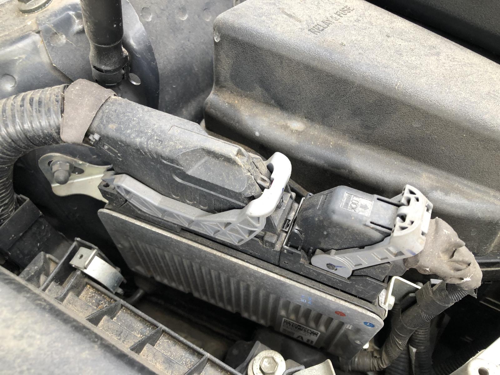 View TOYOTA CAMRY 2013 4 Door Sedan Breaking