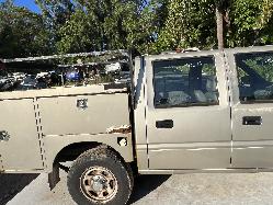 View HOLDEN RODEO 2001   Breaking