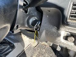 View HOLDEN RODEO 2001   Breaking