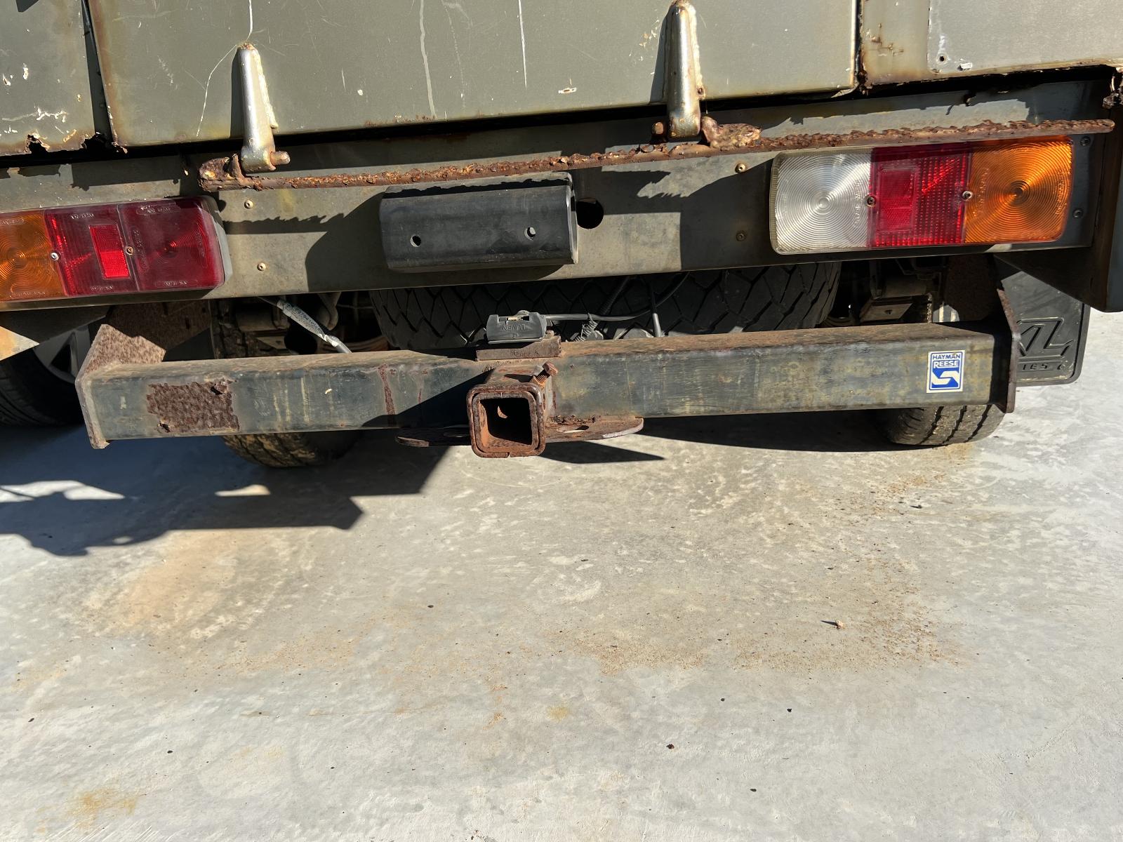 View HOLDEN RODEO 2001   Breaking