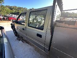 View HOLDEN RODEO 2001   Breaking