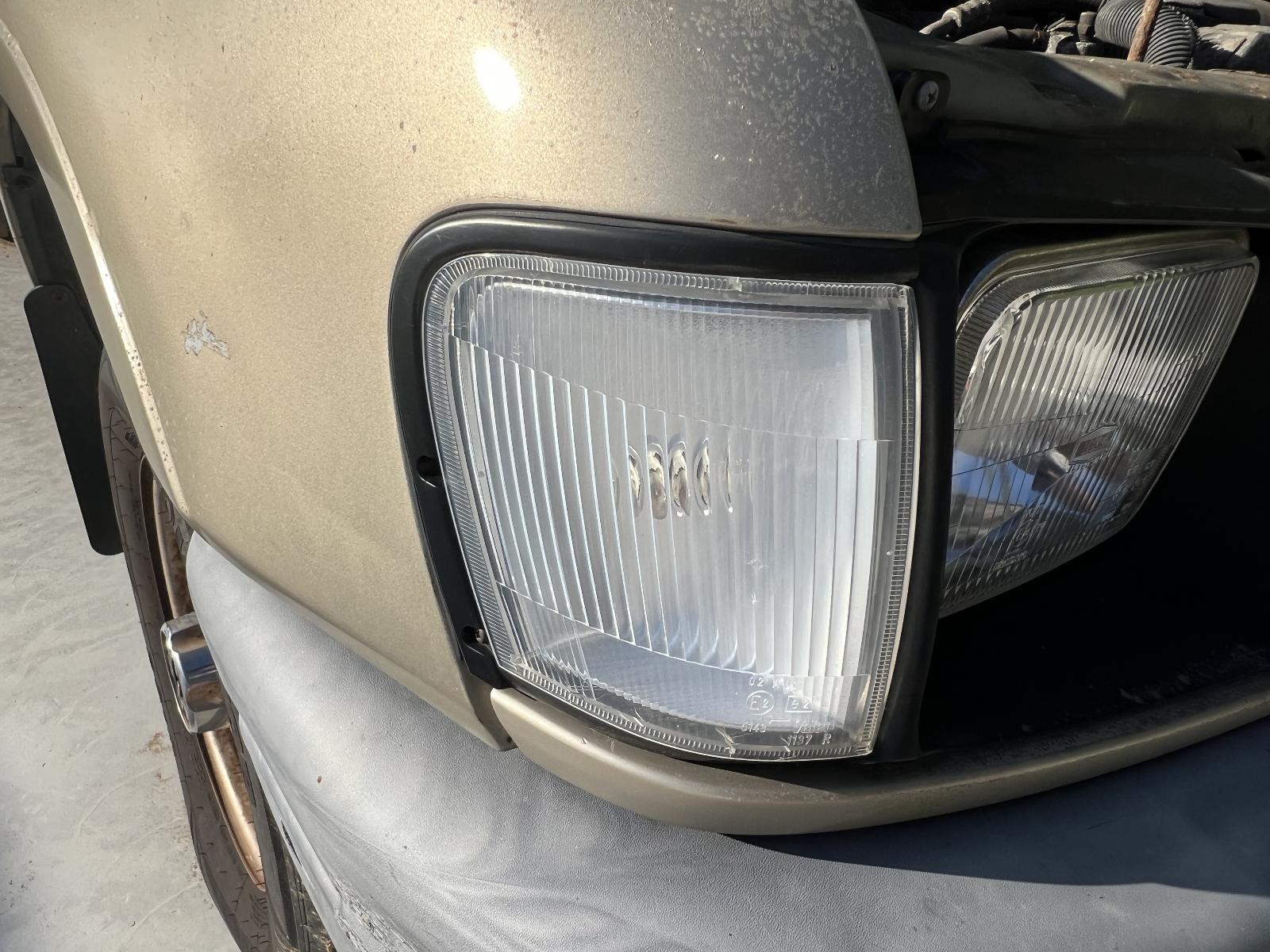 View HOLDEN RODEO 2001   Breaking