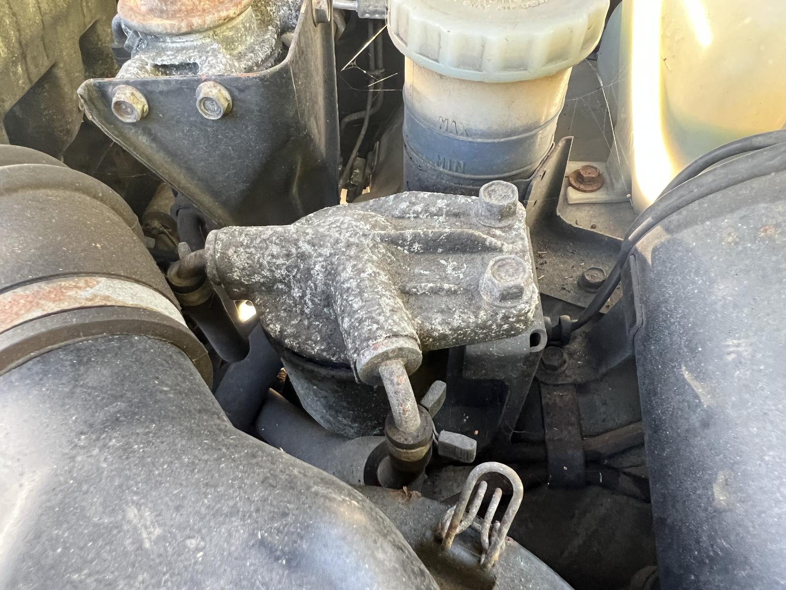 View HOLDEN RODEO 2001   Breaking