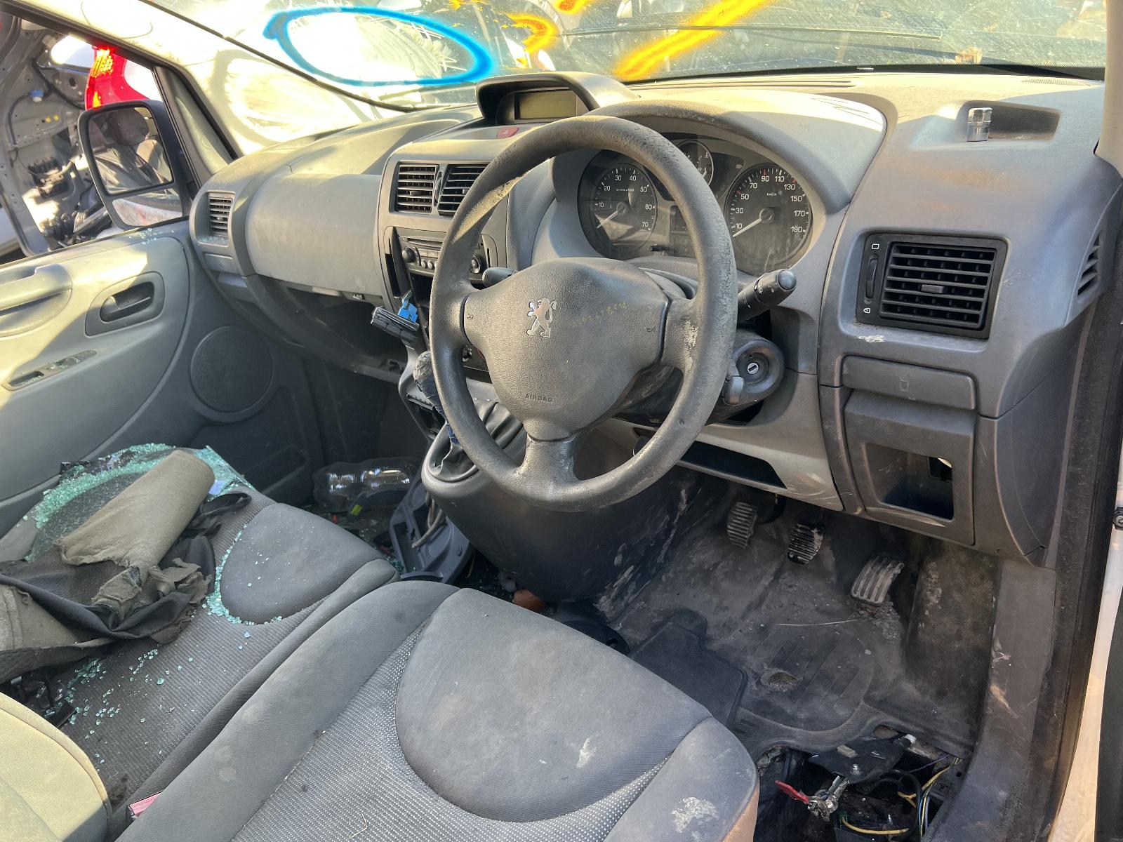 View Auto part Engine PEUGEOT EXPERT 2008
