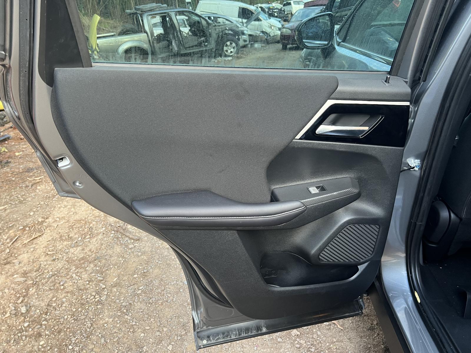 View Auto part Engine MITSUBISHI OUTLANDER 2022