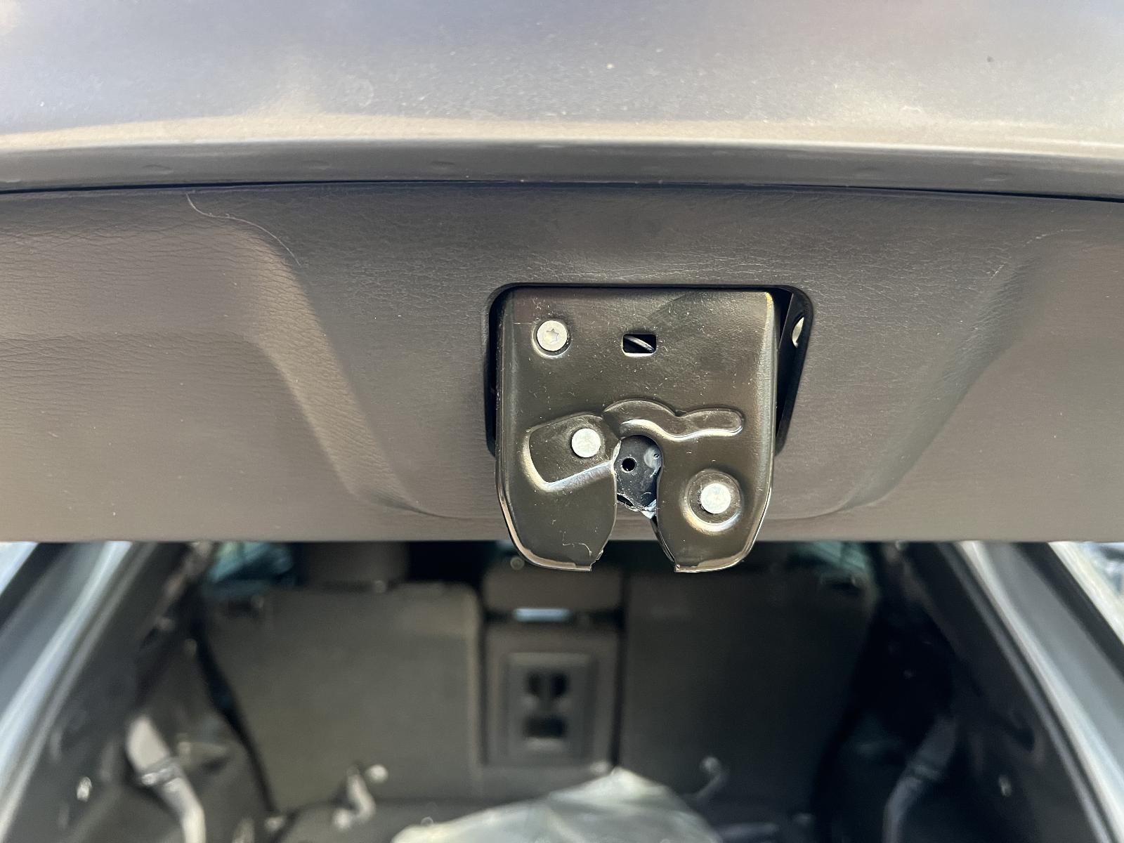 View Auto part Engine MITSUBISHI OUTLANDER 2022