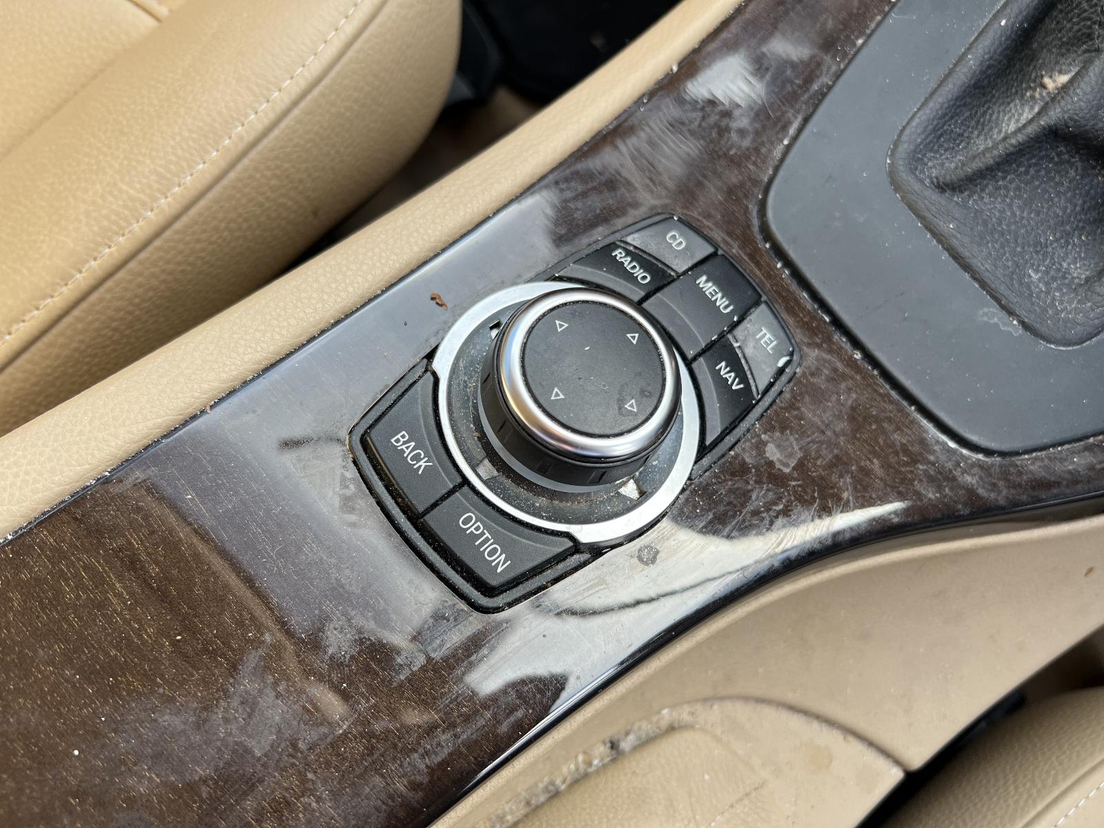 View BMW 3 SERIES 2010 4 Door Sedan Breaking