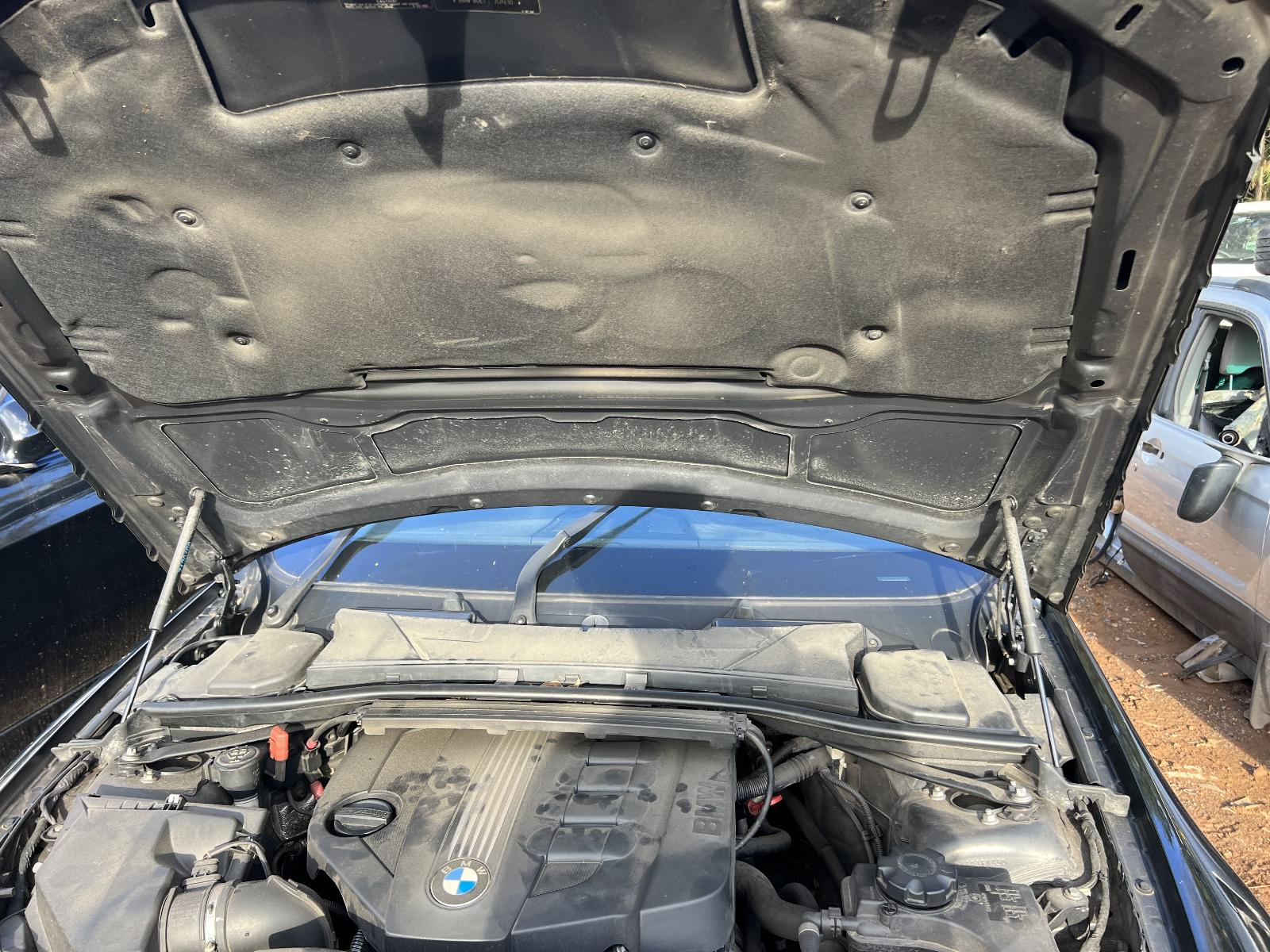 View BMW 3 SERIES 2010 4 Door Sedan Breaking