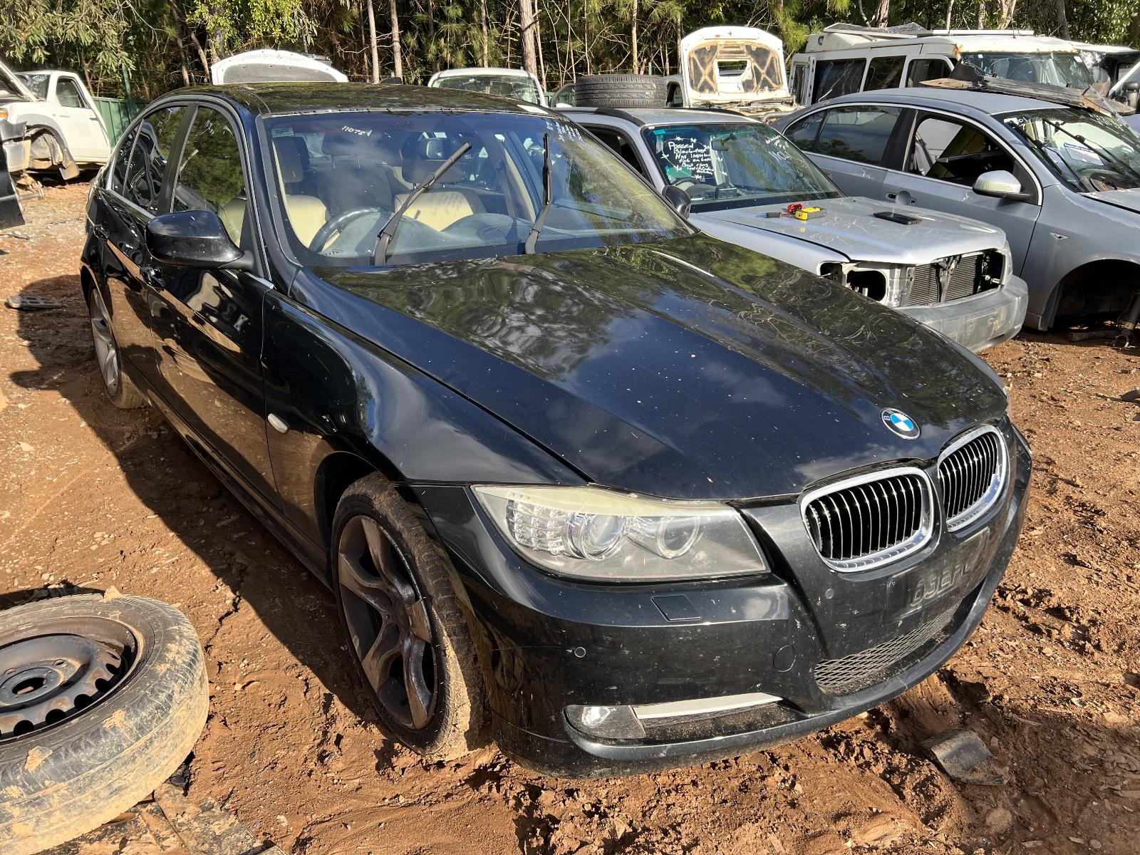 View BMW 3 SERIES 2010 4 Door Sedan Breaking
