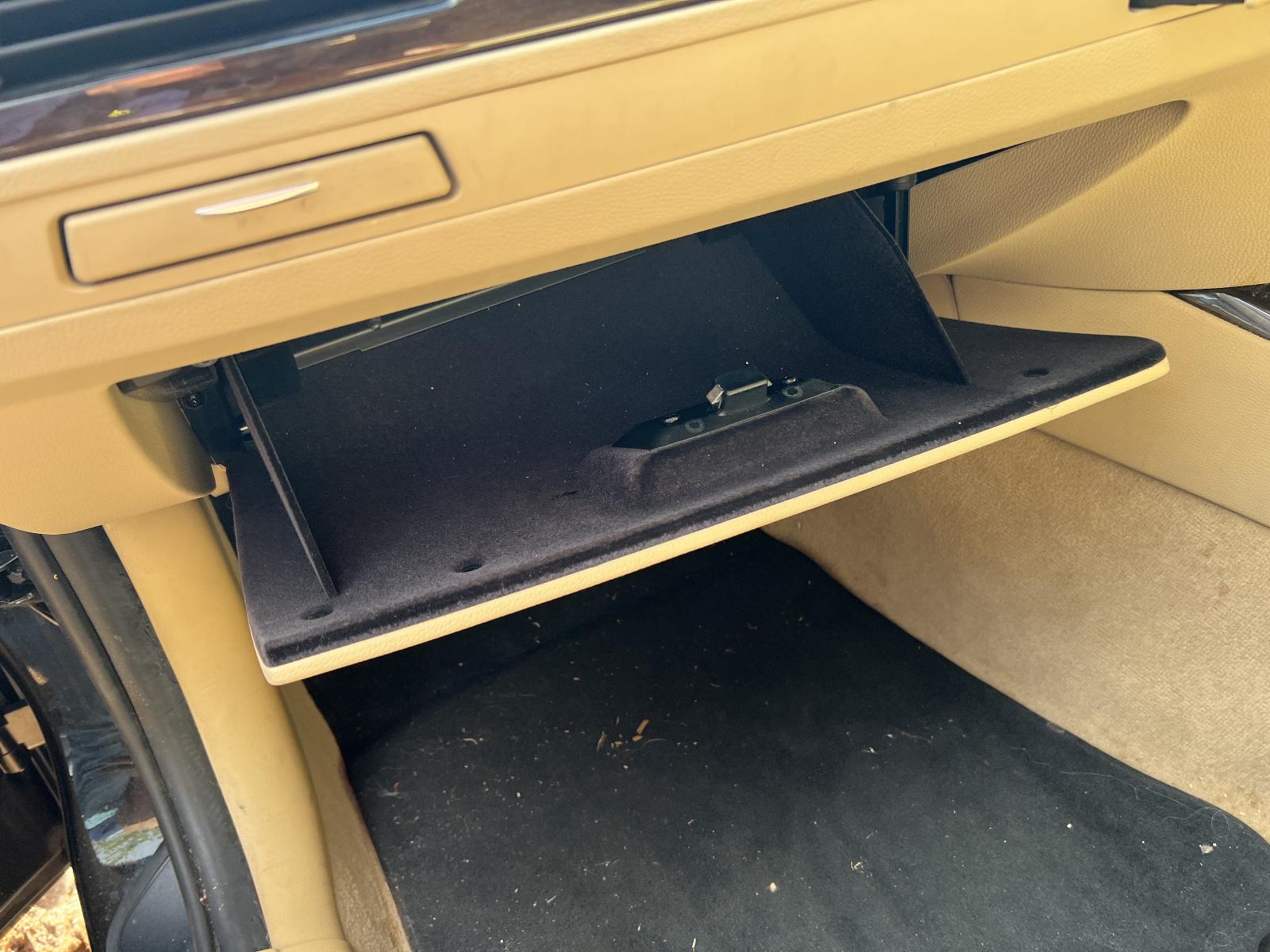 View BMW 3 SERIES 2010 4 Door Sedan Breaking