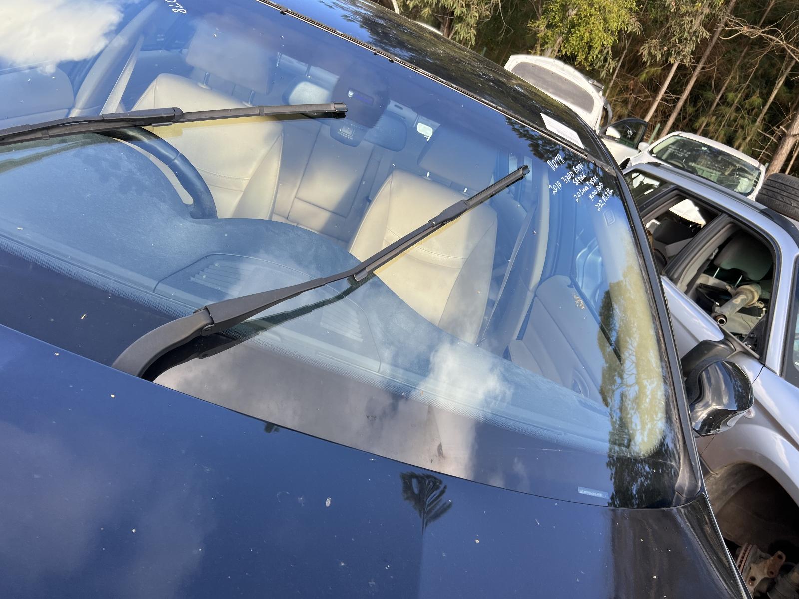 View BMW 3 SERIES 2010 4 Door Sedan Breaking