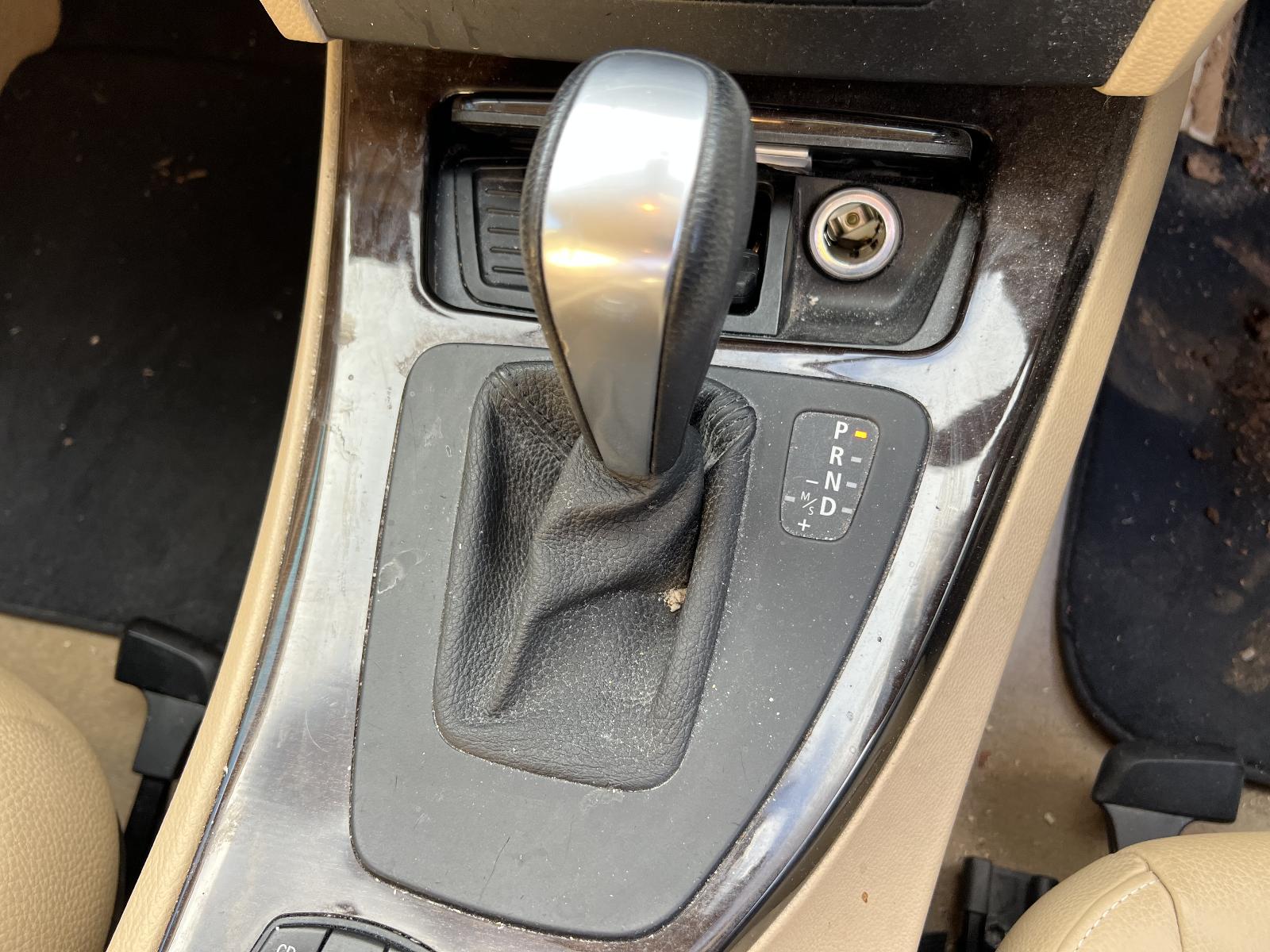 View BMW 3 SERIES 2010 4 Door Sedan Breaking