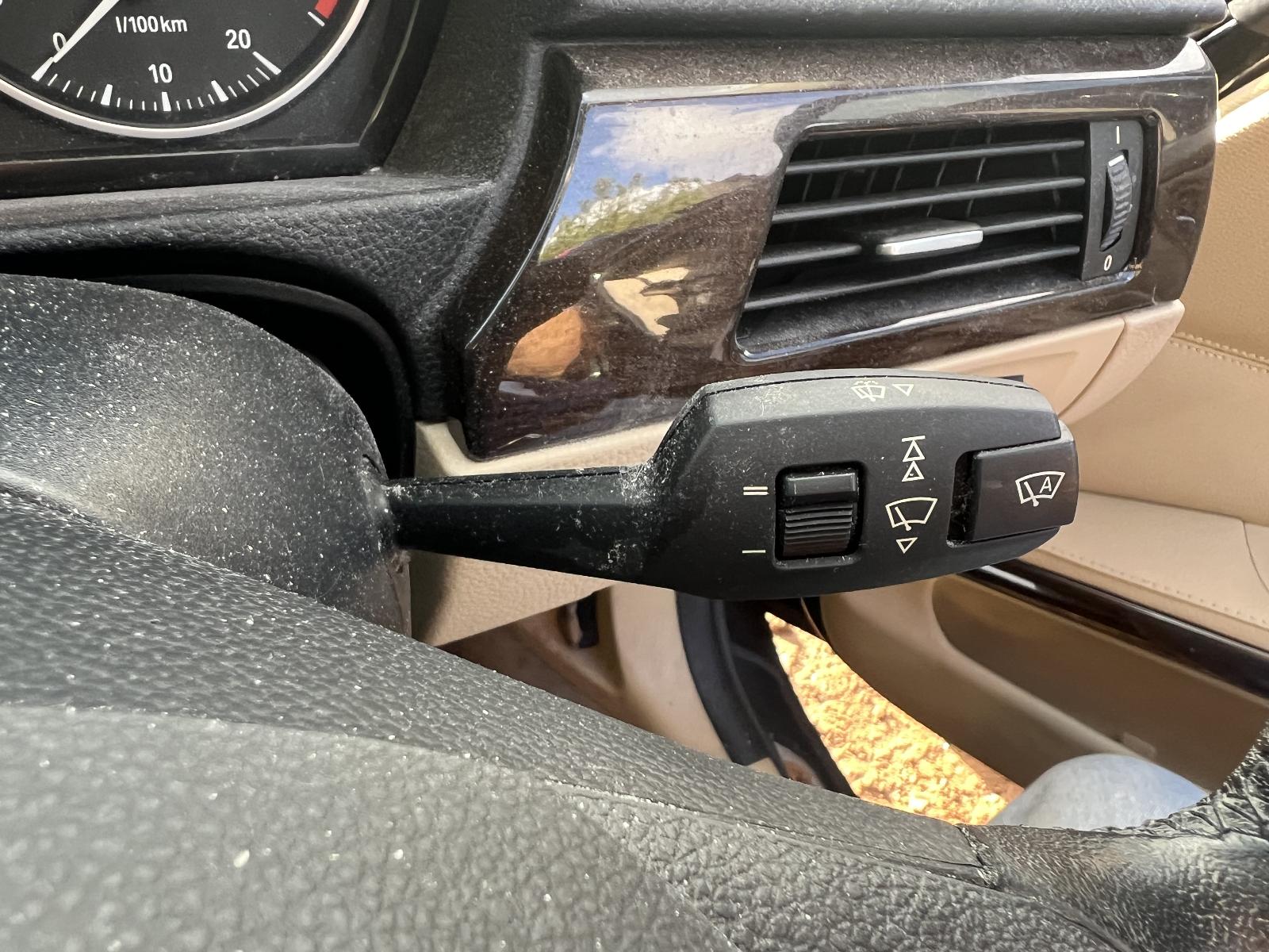 View BMW 3 SERIES 2010 4 Door Sedan Breaking