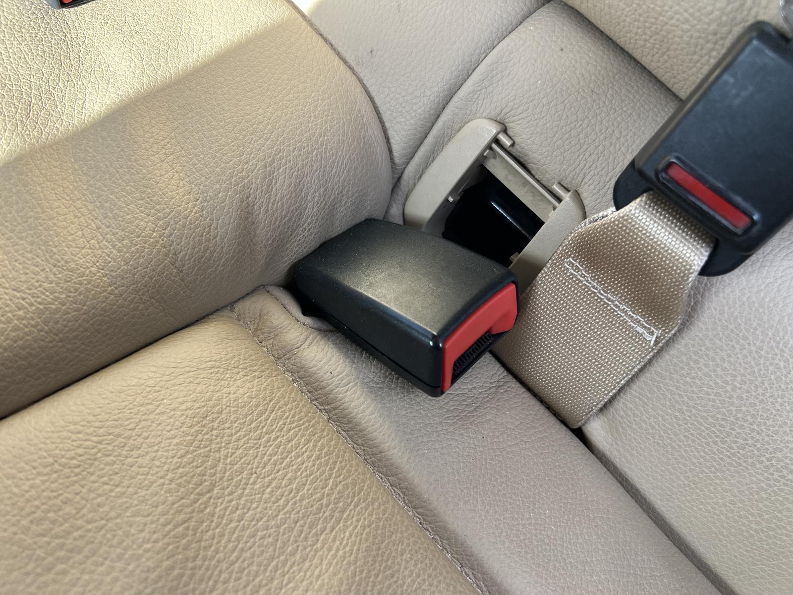 View BMW 3 SERIES 2010 4 Door Sedan Breaking