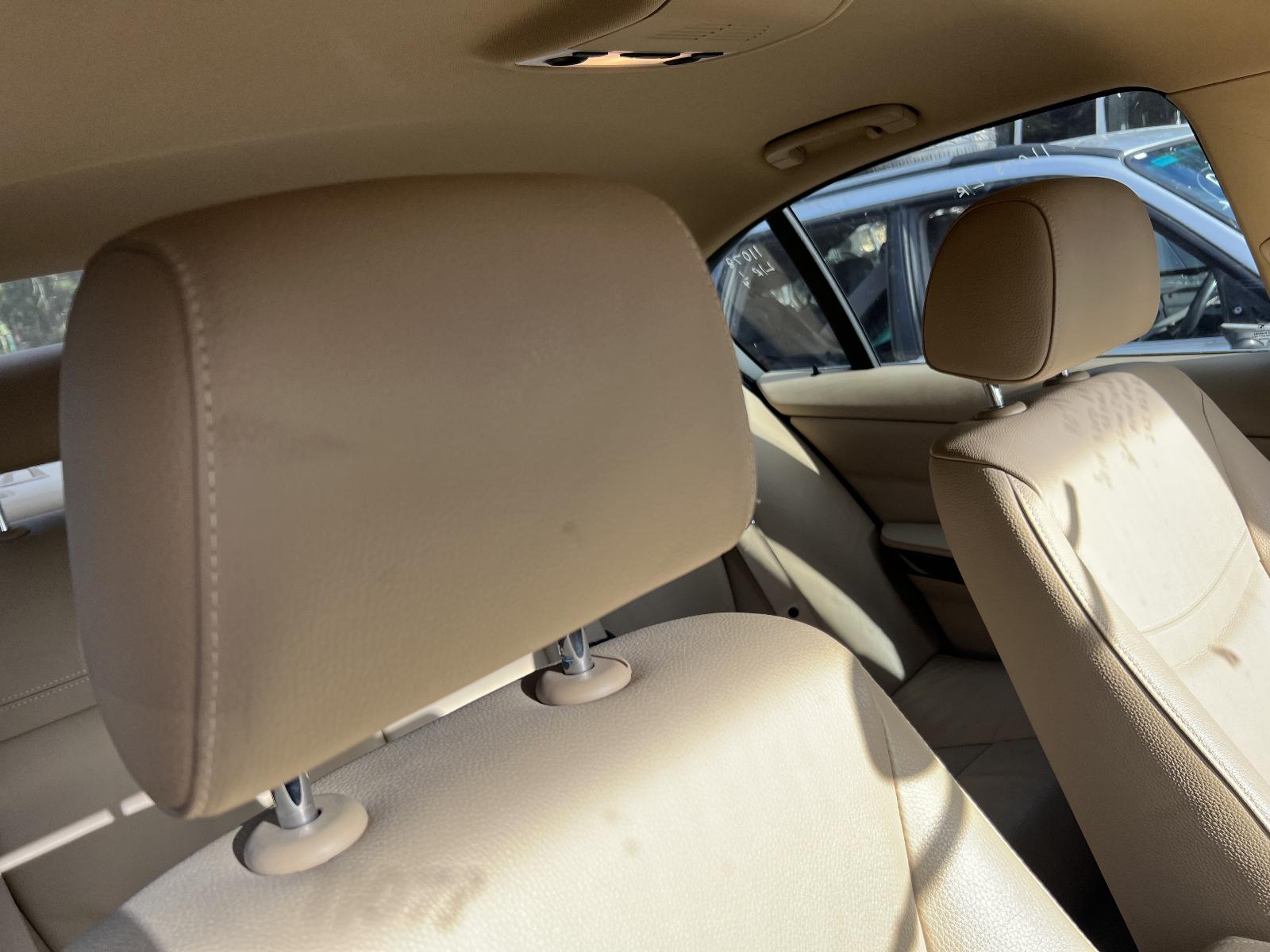 View BMW 3 SERIES 2010 4 Door Sedan Breaking