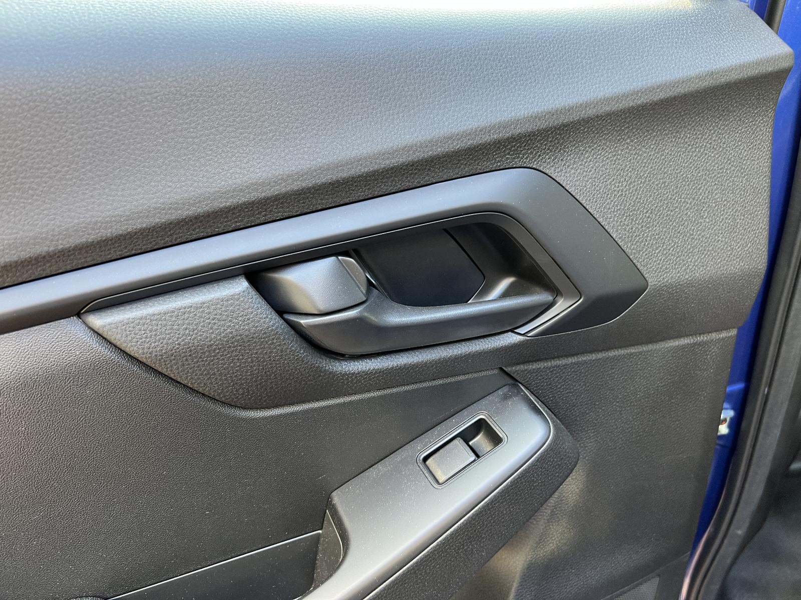 View ISUZU DMAX 2022 4 Door Utility Breaking
