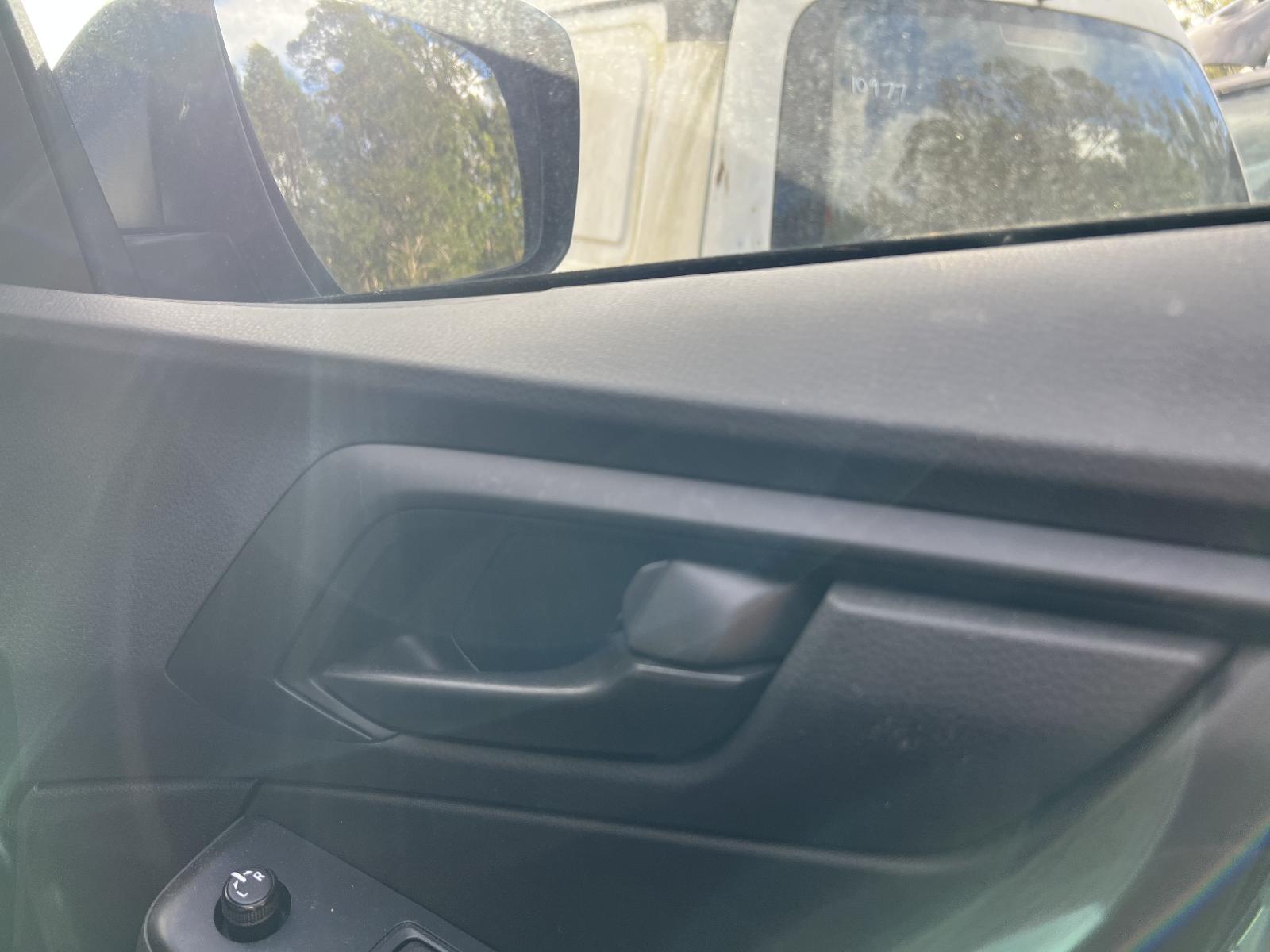 View ISUZU DMAX 2022 4 Door Utility Breaking
