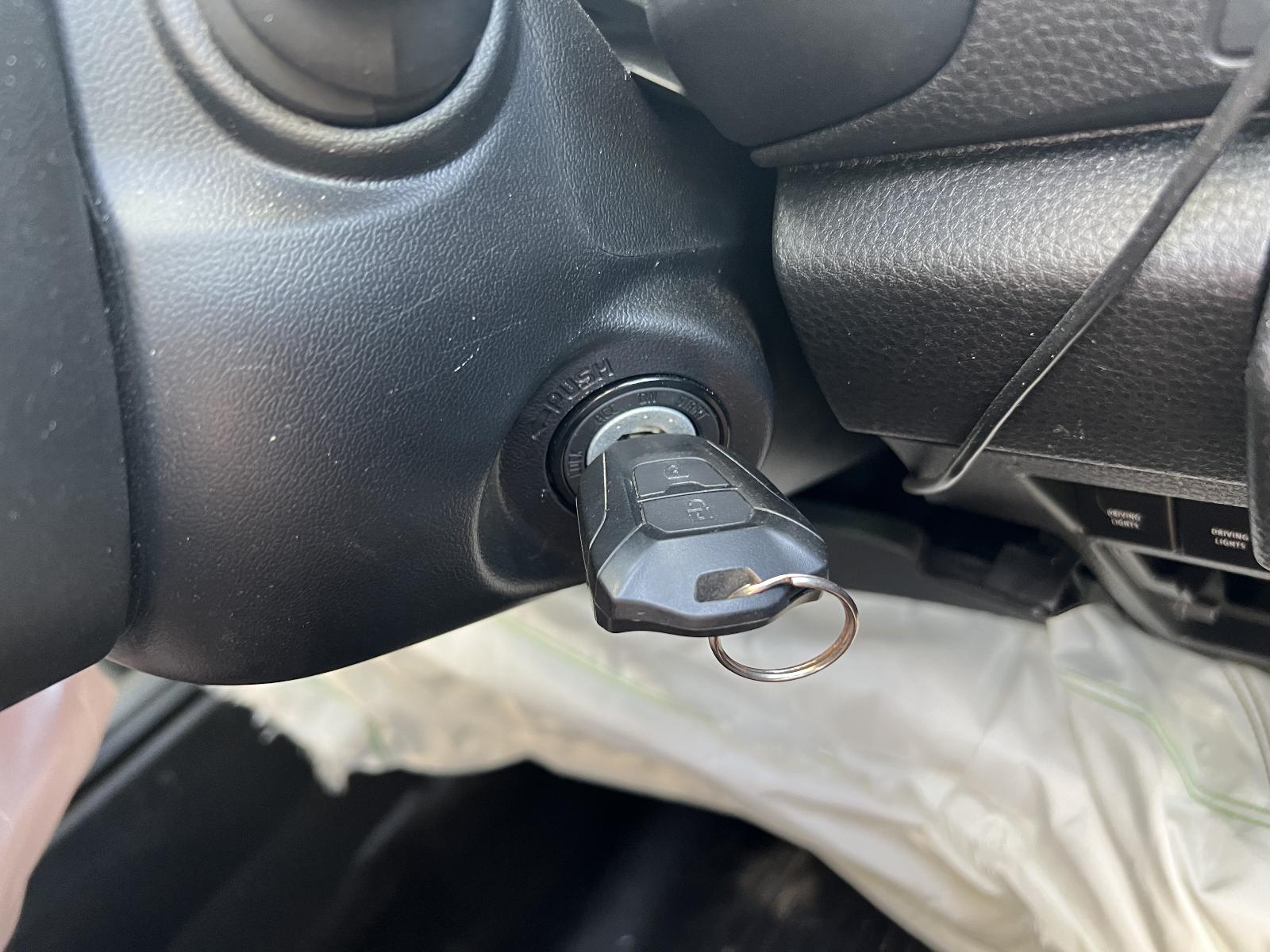 View ISUZU DMAX 2022 4 Door Utility Breaking