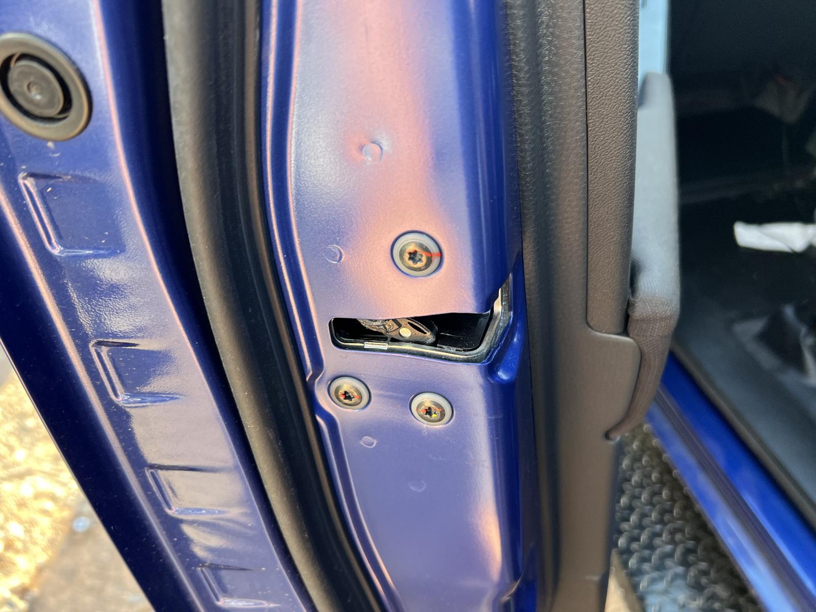 View ISUZU DMAX 2022 4 Door Utility Breaking