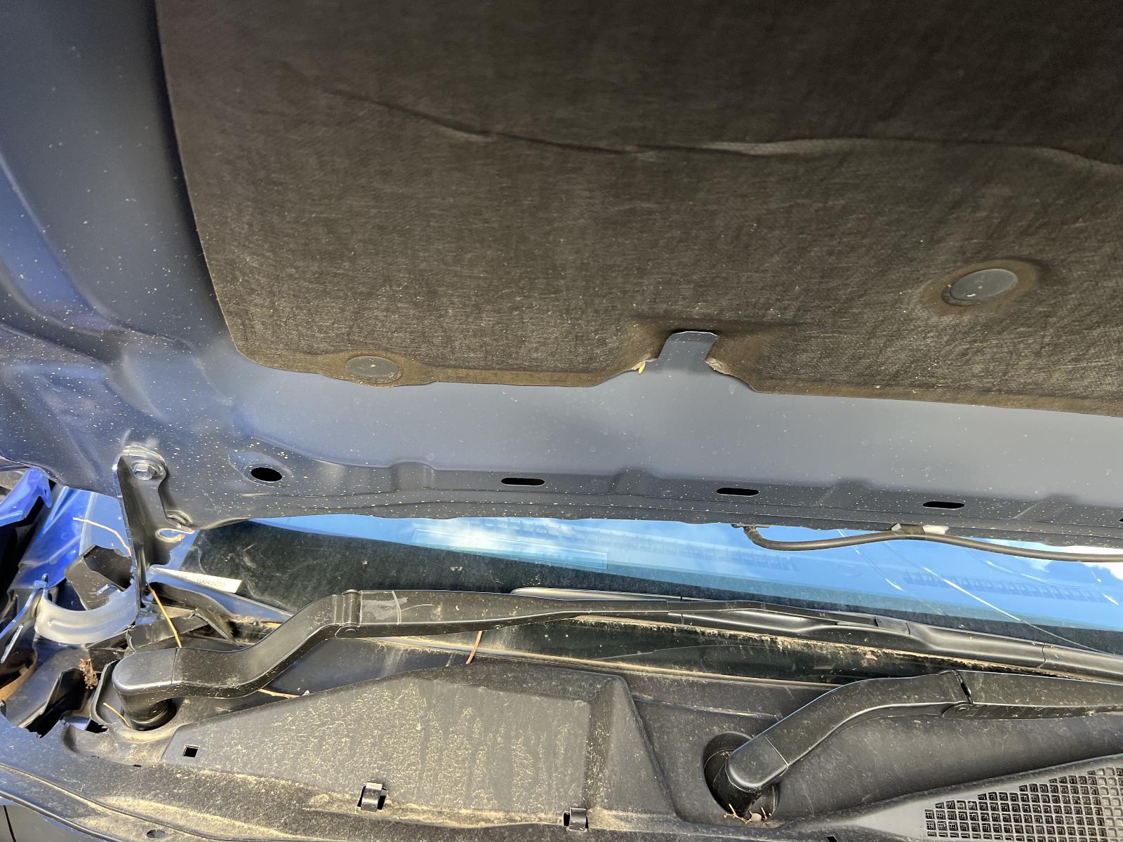 View ISUZU DMAX 2022 4 Door Utility Breaking