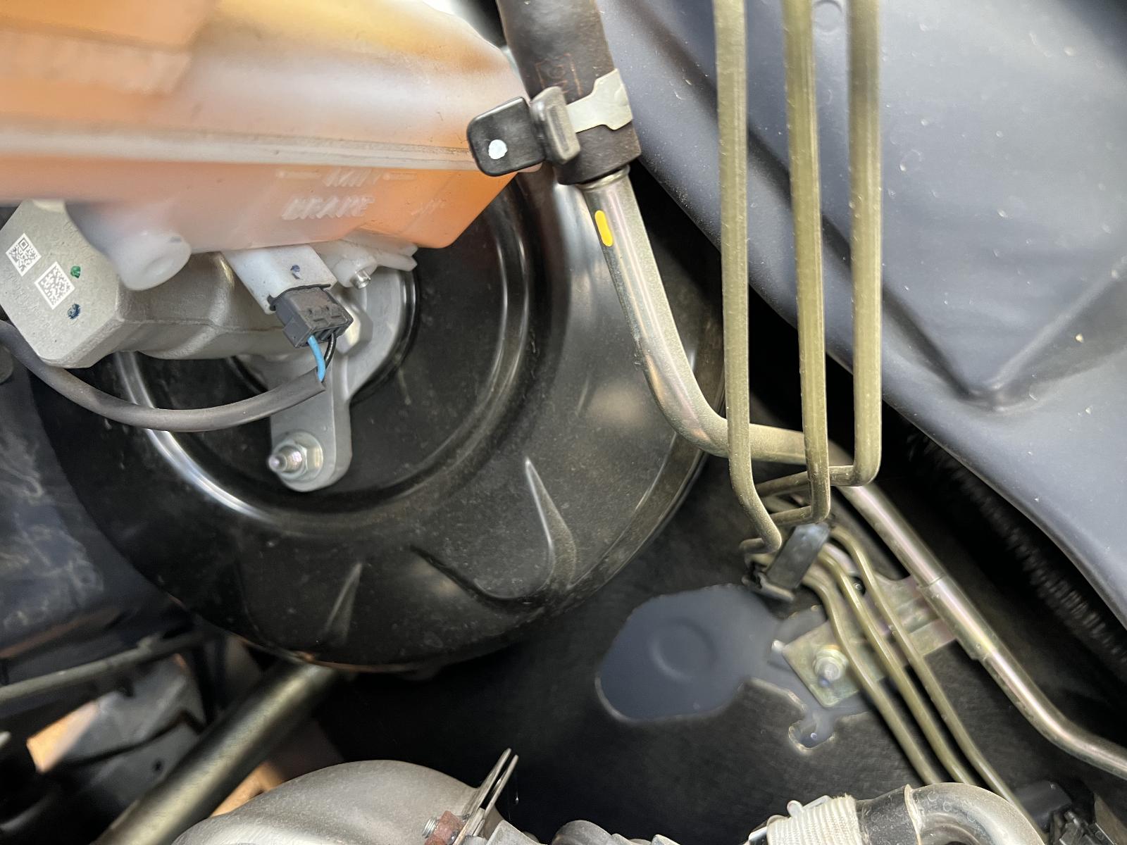 View ISUZU DMAX 2022 4 Door Utility Breaking