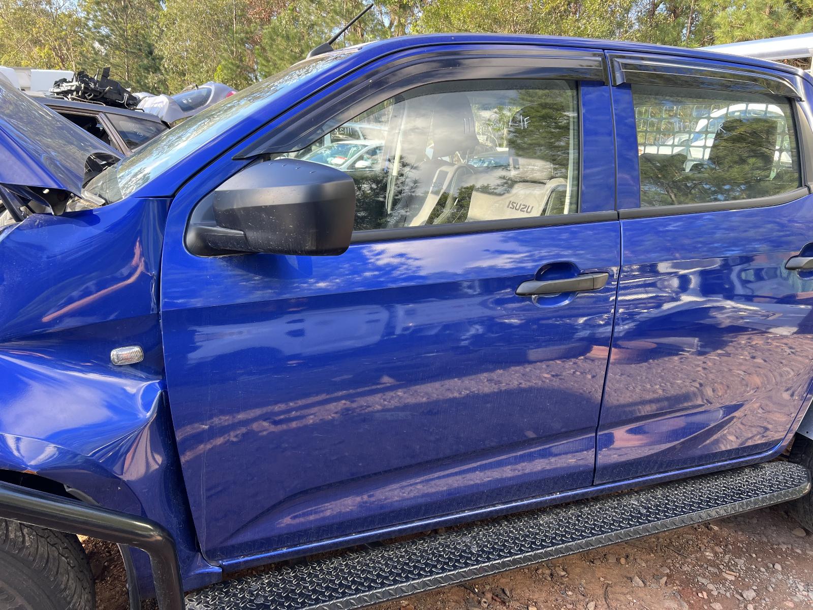 View ISUZU DMAX 2022 4 Door Utility Breaking