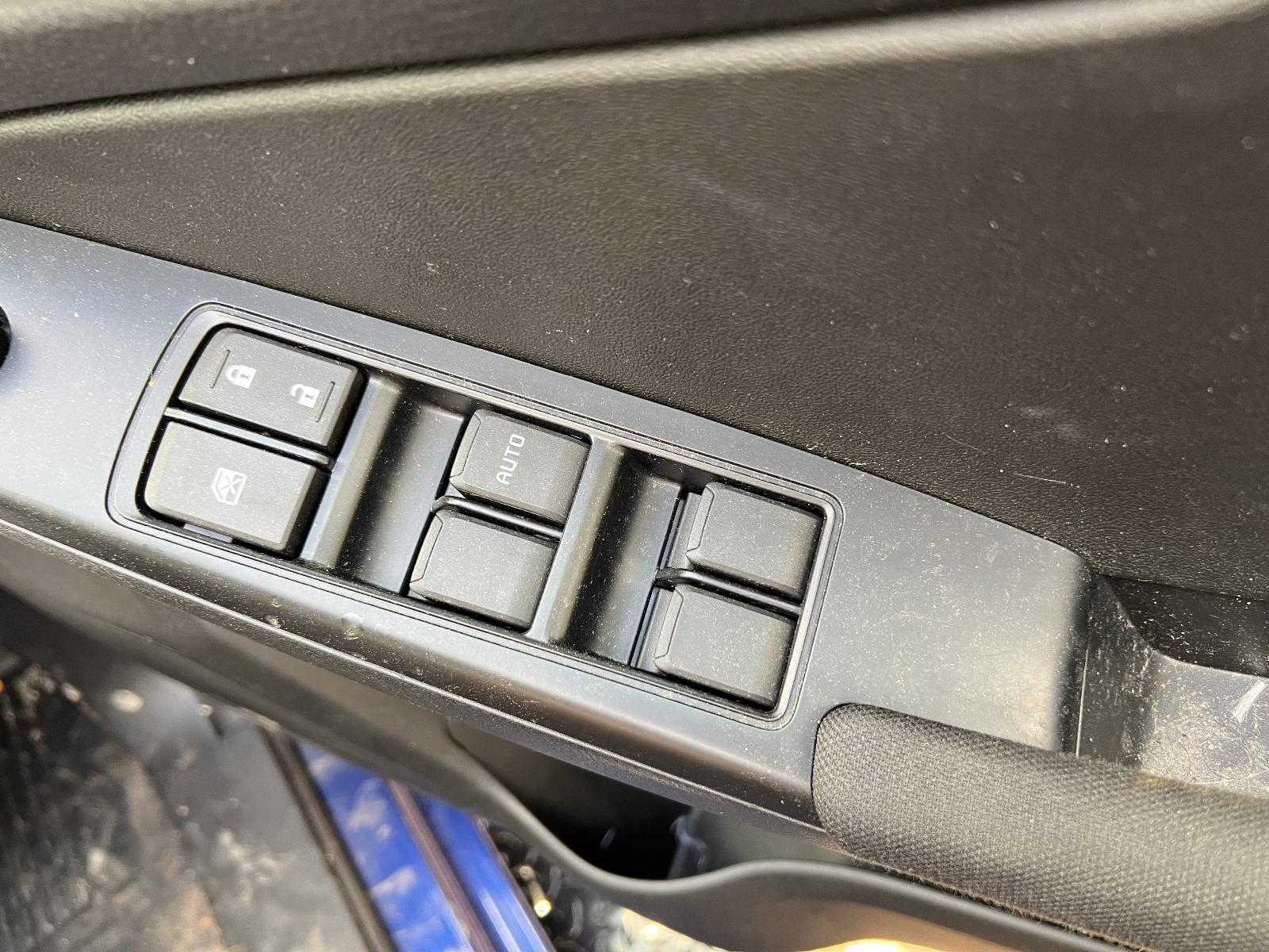 View ISUZU DMAX 2022 4 Door Utility Breaking