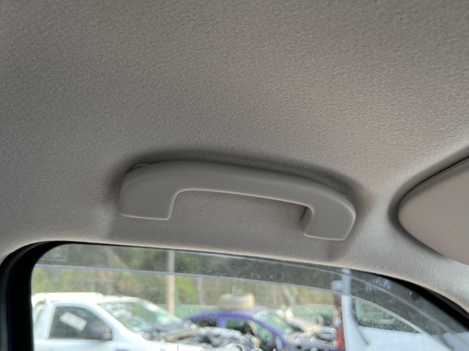 View ISUZU DMAX 2022 4 Door Utility Breaking