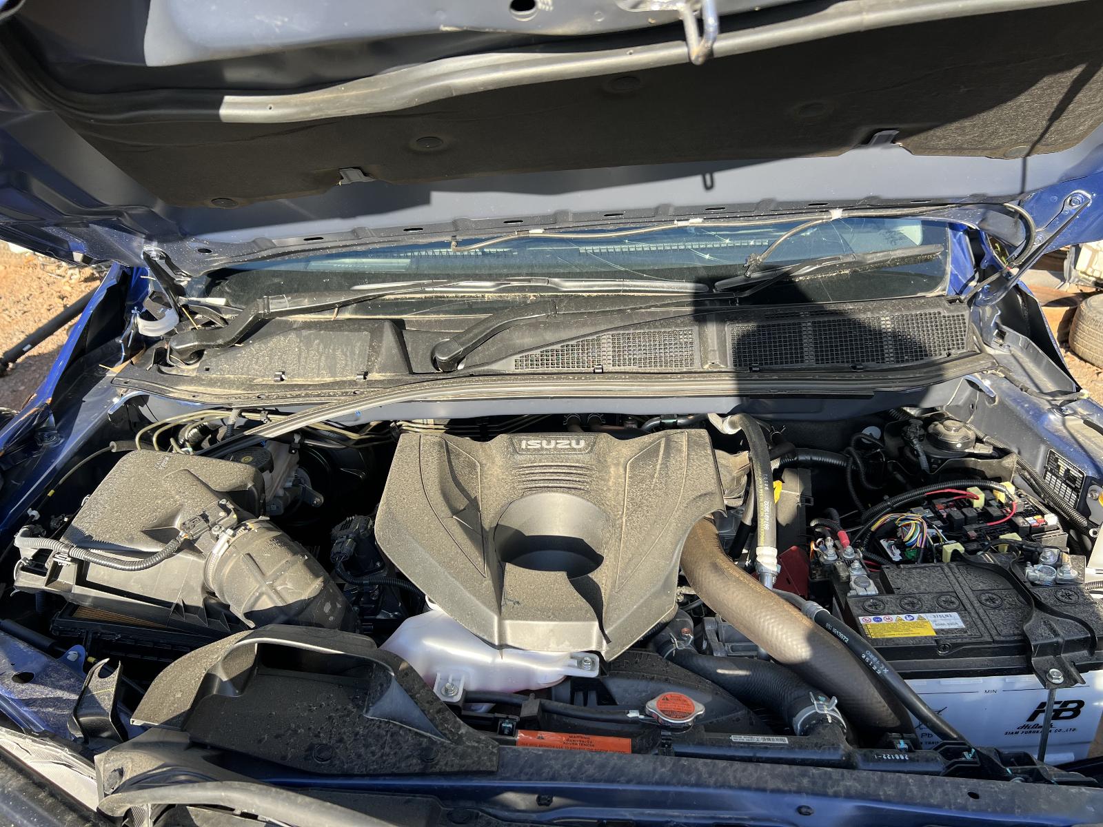 View ISUZU DMAX 2022 4 Door Utility Breaking