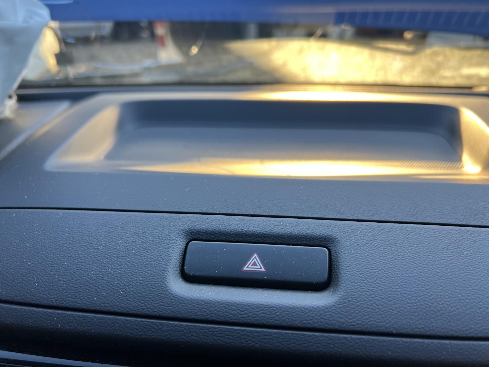 View ISUZU DMAX 2022 4 Door Utility Breaking