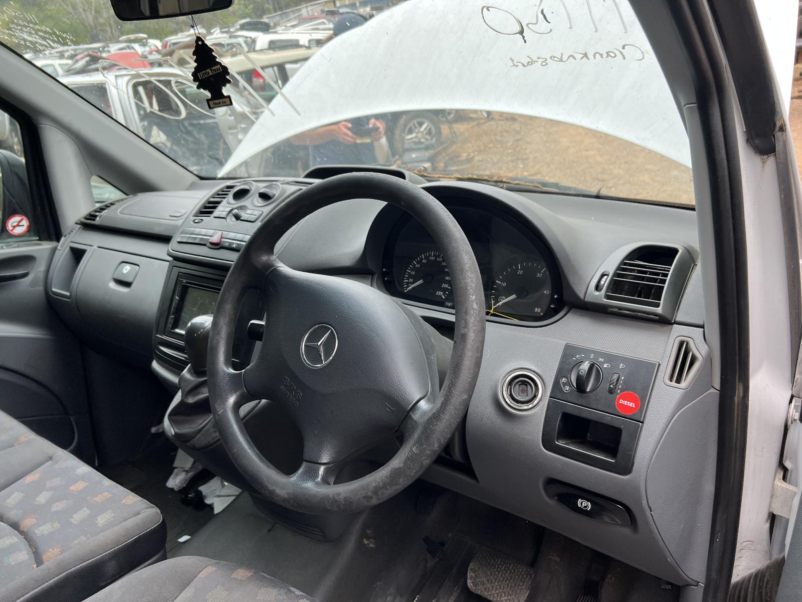 View Auto part Engine MERCEDES VITO 2008