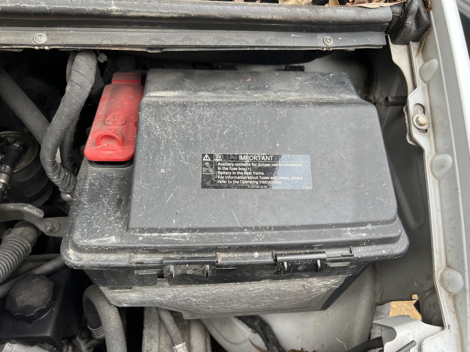 View Auto part Engine MERCEDES VITO 2008