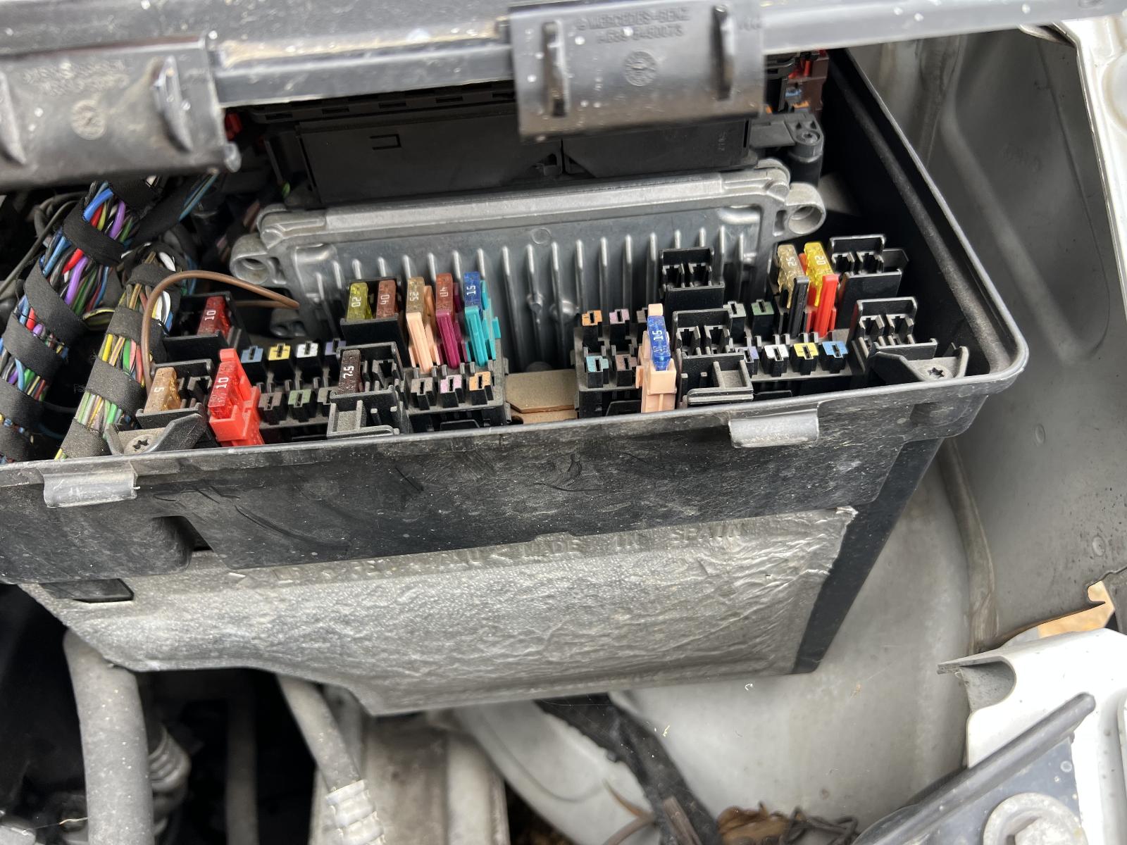 View Auto part Engine MERCEDES VITO 2008