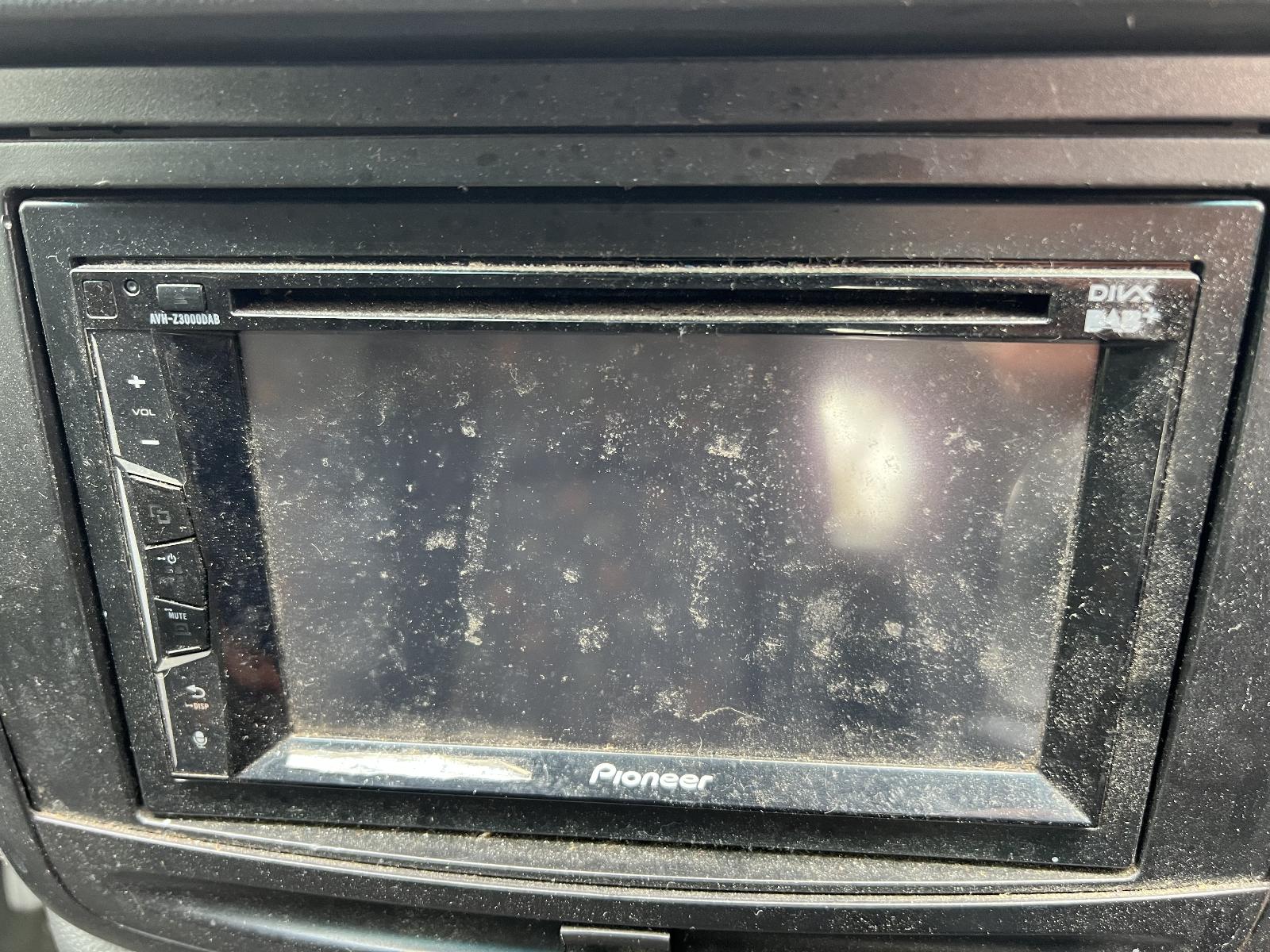 View Auto part Engine MERCEDES VITO 2008