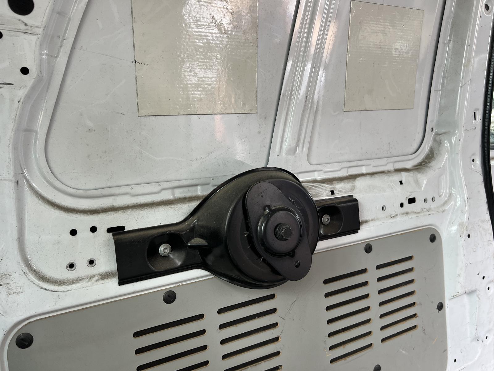 View Auto part Engine MERCEDES VITO 2008