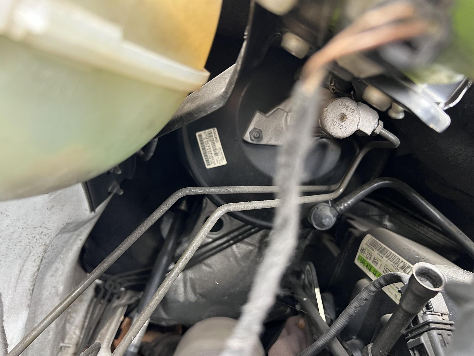 View Auto part Engine MERCEDES VITO 2008