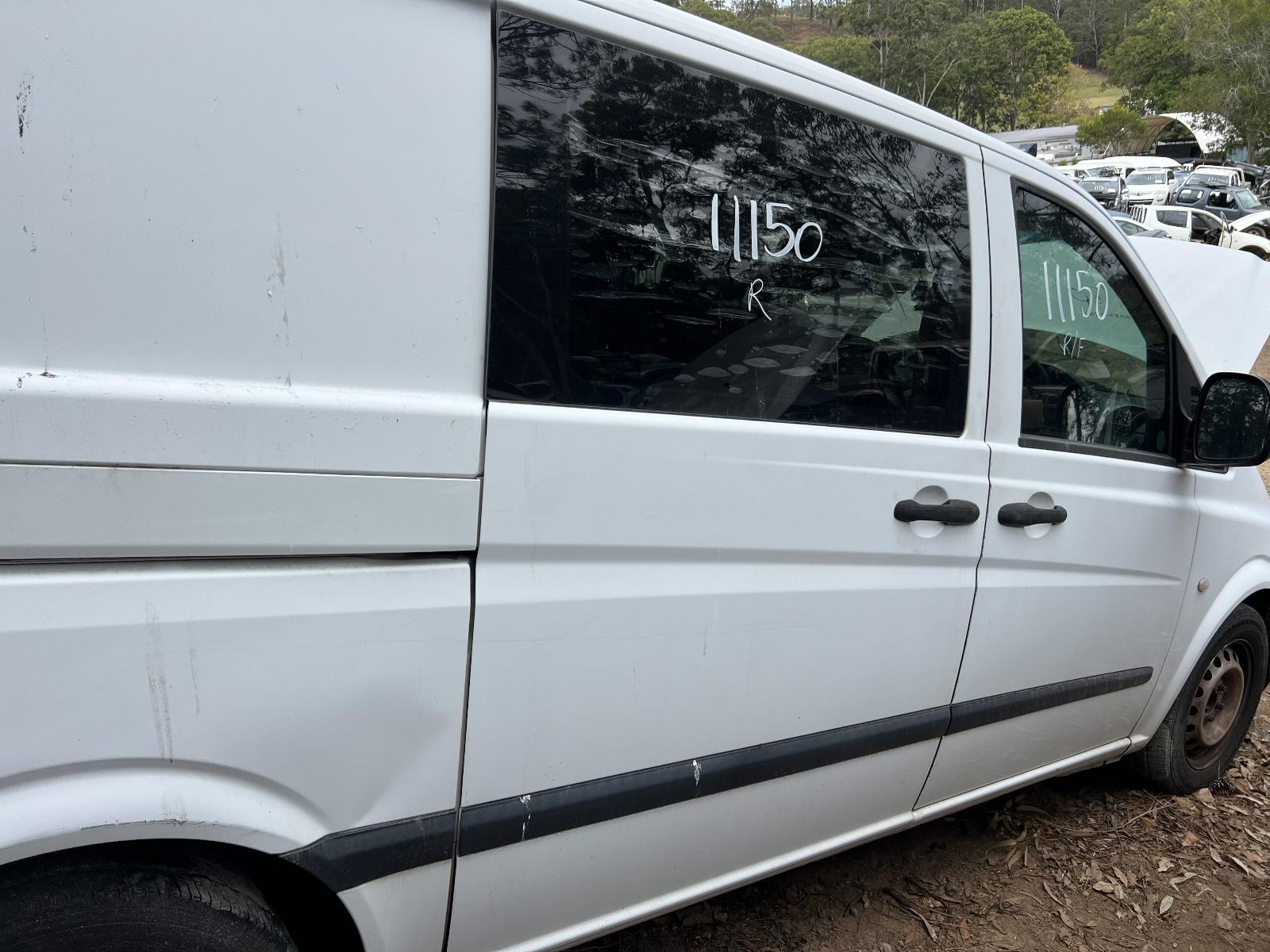 View Auto part Engine MERCEDES VITO 2008