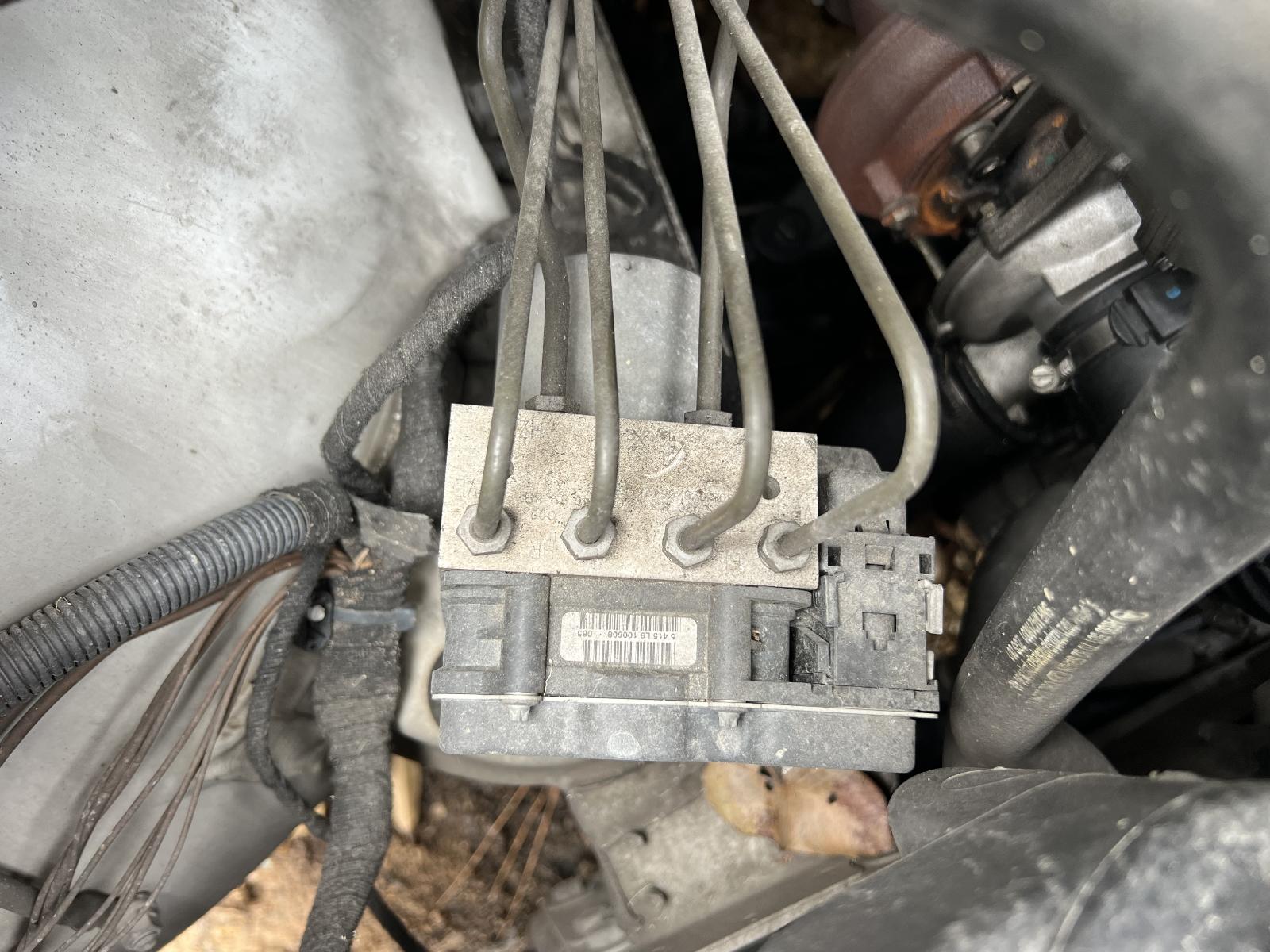 View Auto part Engine MERCEDES VITO 2008