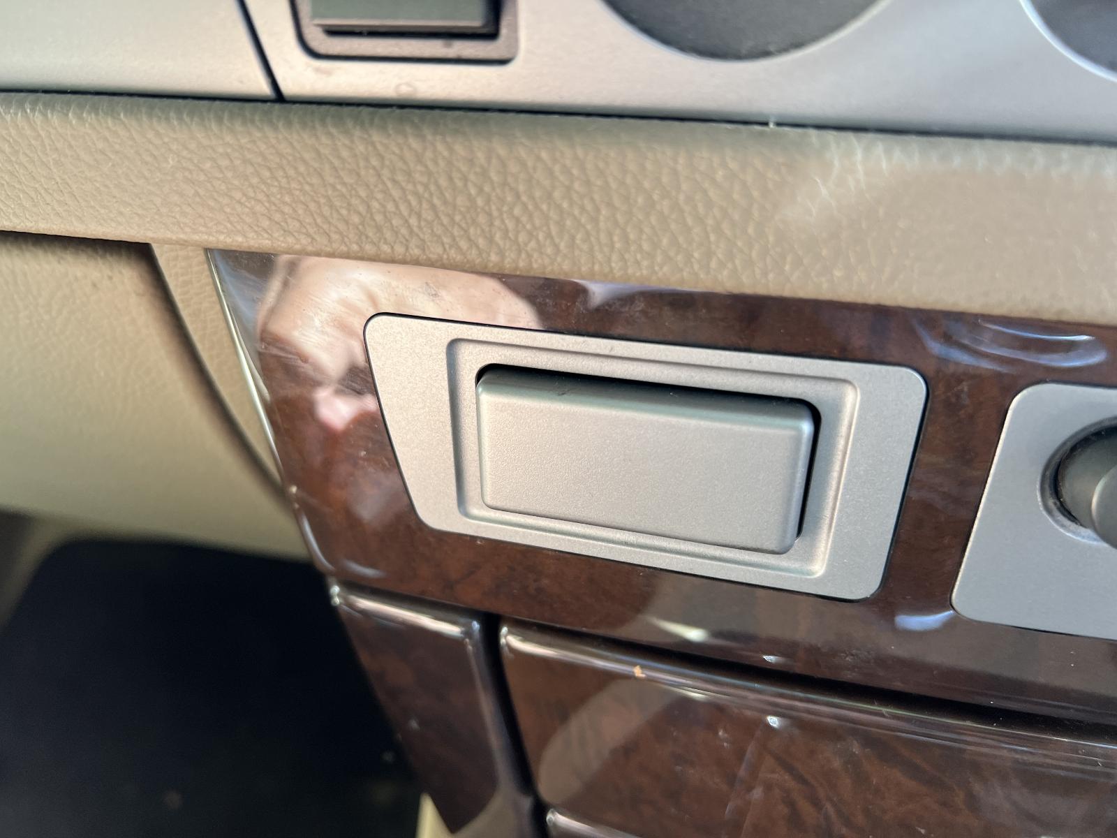 View BMW 7 SERIES 2006 4 Door Sedan Breaking