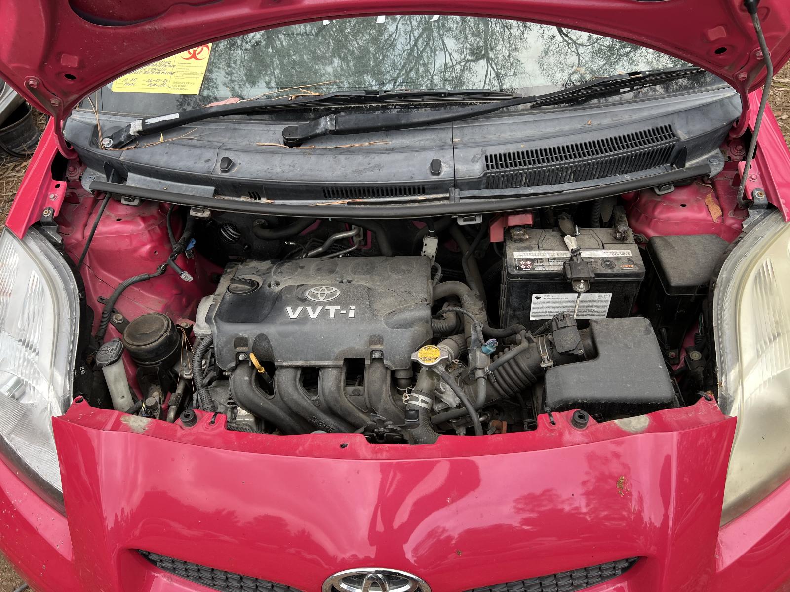 View Auto part Headrest Toyota Yaris 2011