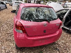 View Auto part Headrest Toyota Yaris 2011