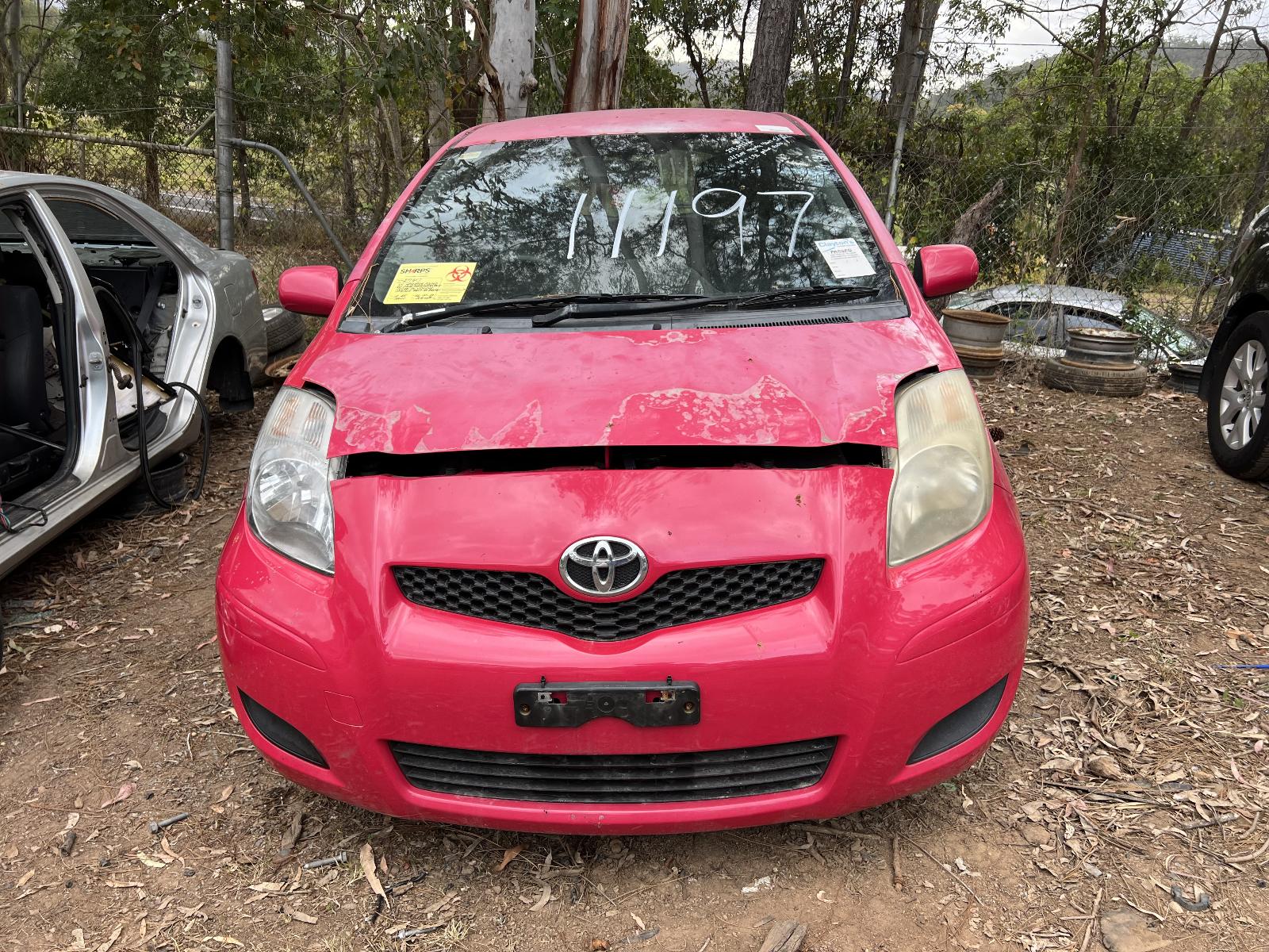 View Auto part Headrest Toyota Yaris 2011