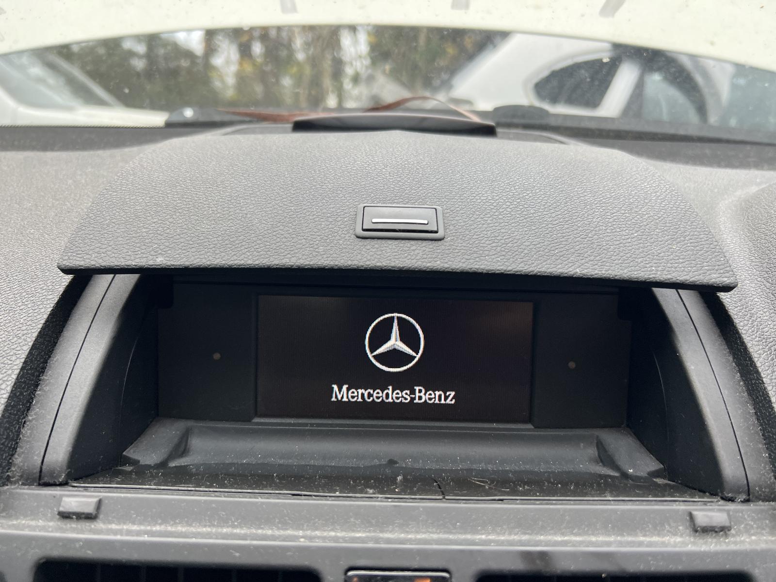 View Auto part Engine MERCEDES C CLASS 2008