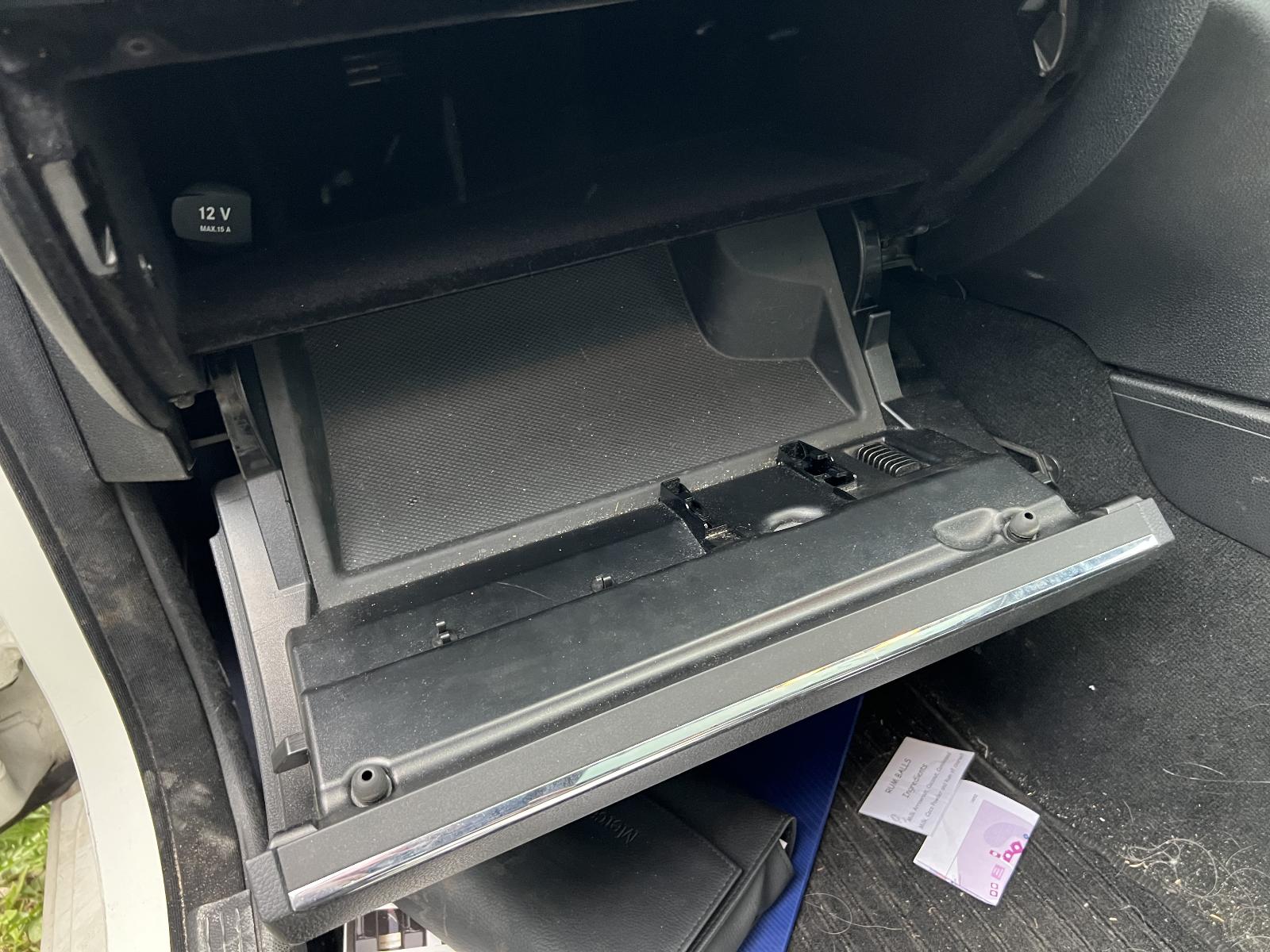 View Auto part Engine MERCEDES C CLASS 2008