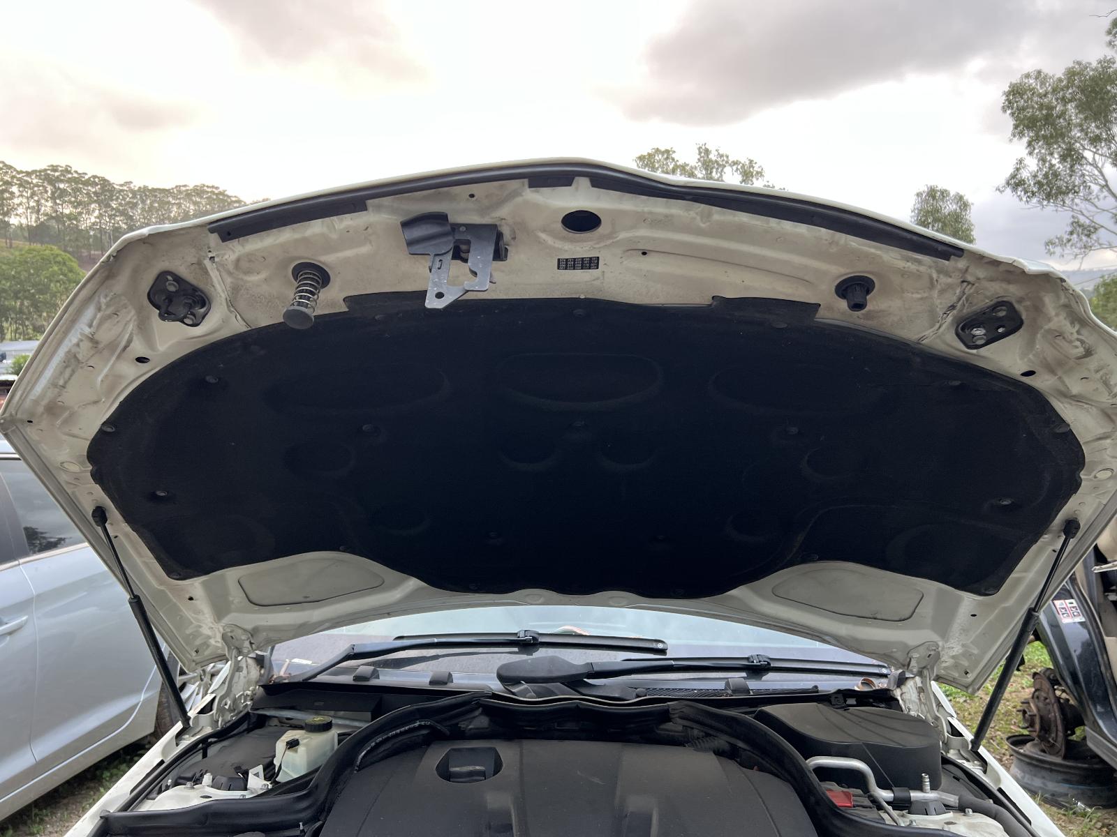 View Auto part Engine MERCEDES C CLASS 2008