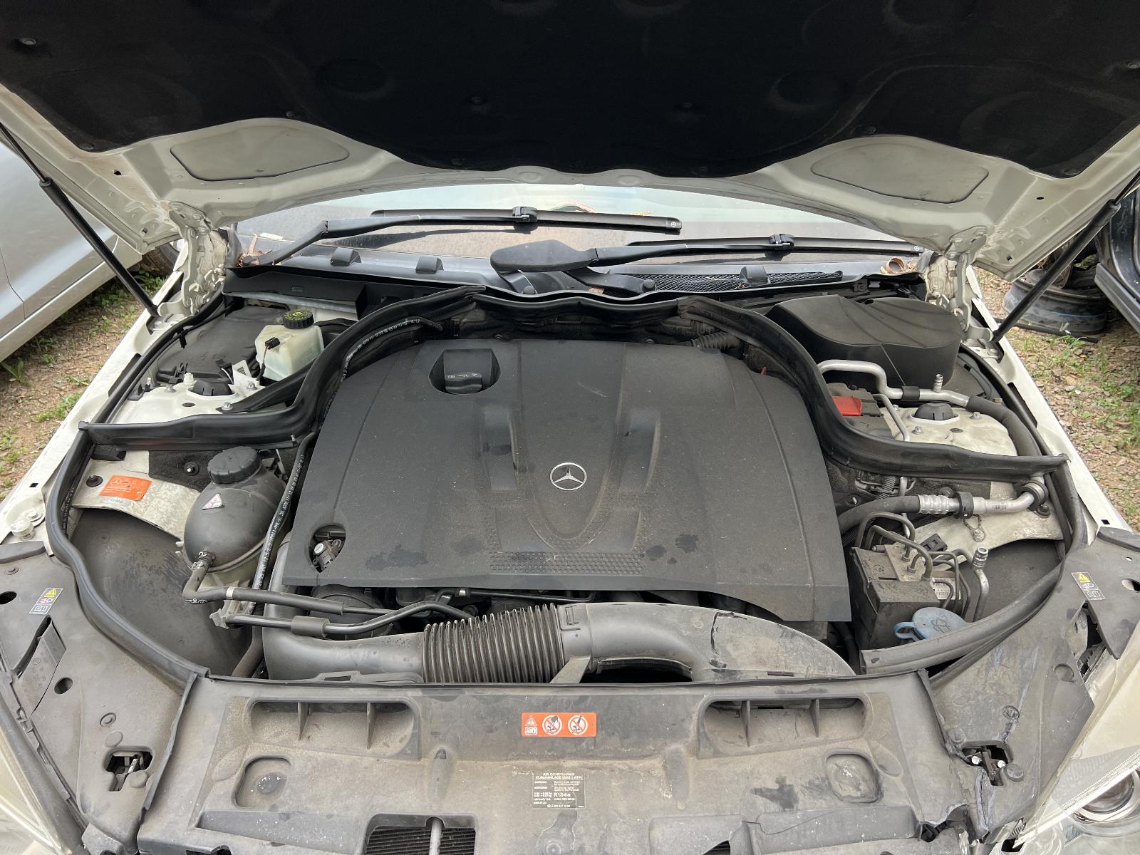 View Auto part Engine MERCEDES C CLASS 2008